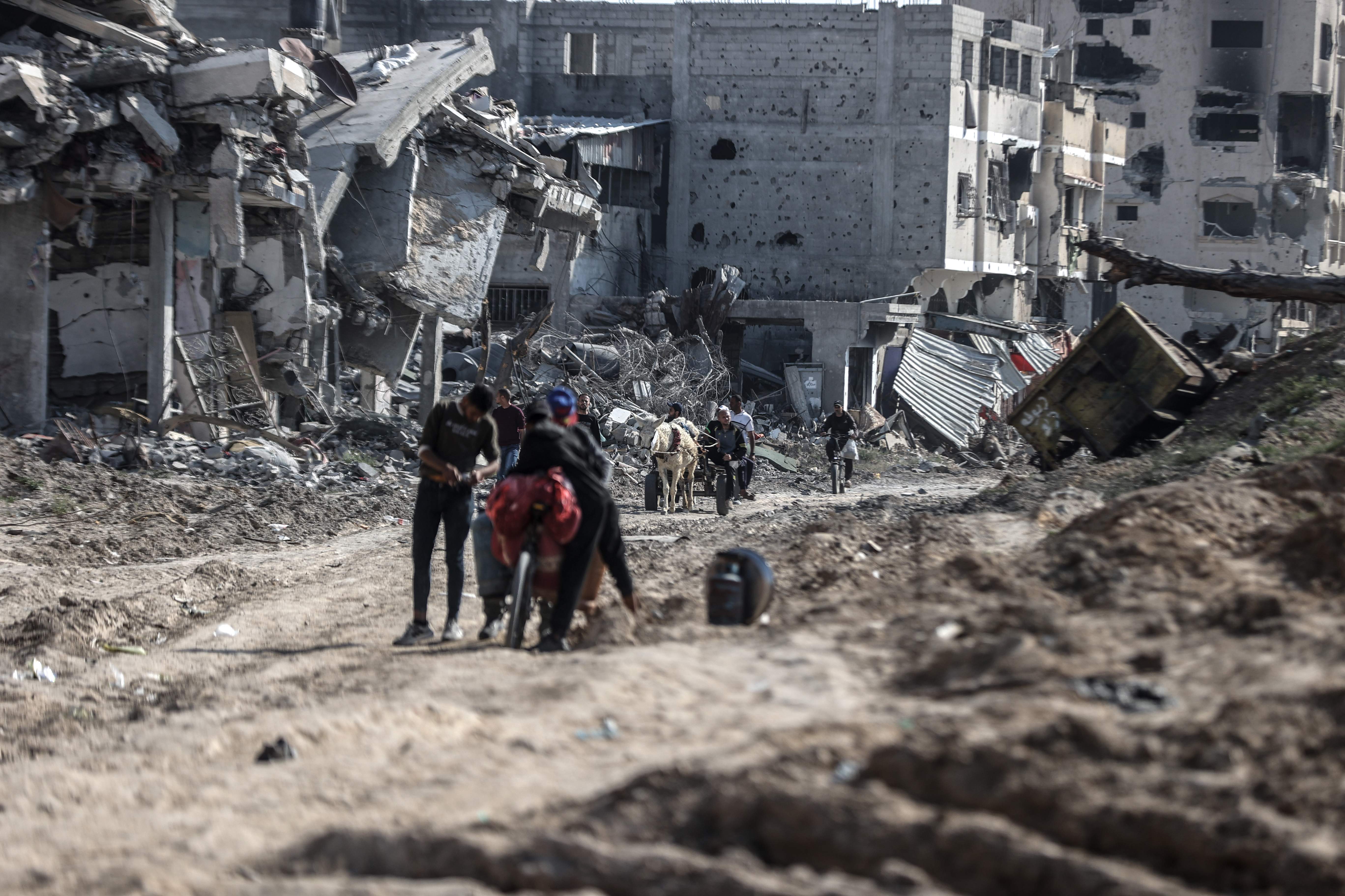Destruction in Khan Yunis after Israel's withdrawal