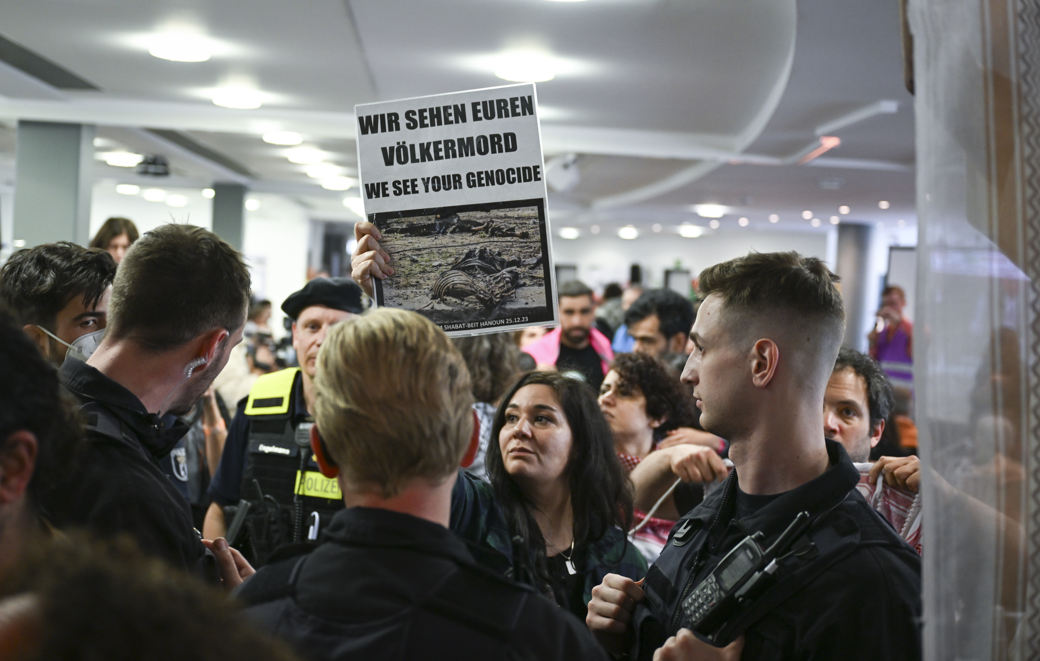 Police take measures as people attend the Palestinian Congress in Berlin