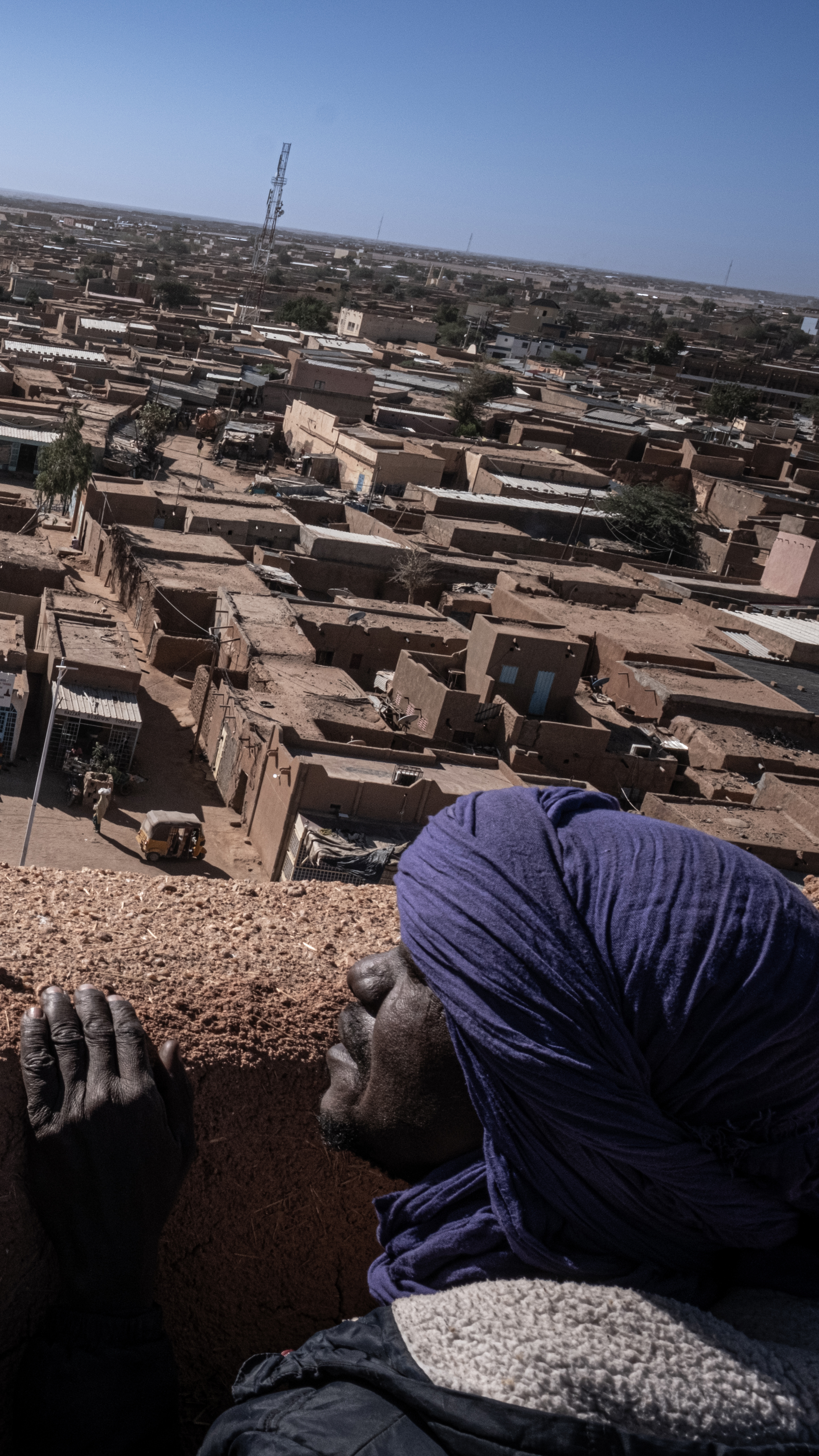 The 'gateway to the Sahara', the history of Agadez is linked to the passage of traders and travellers
