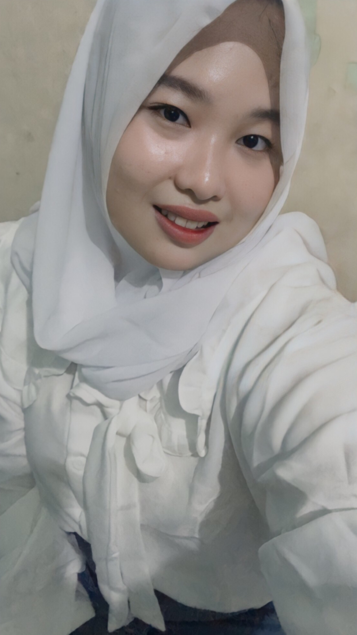Olivia ‘Oliv’ Javina attended an Islamic boarding school [Courtesy of Olivia ‘Oliv’ Javina]