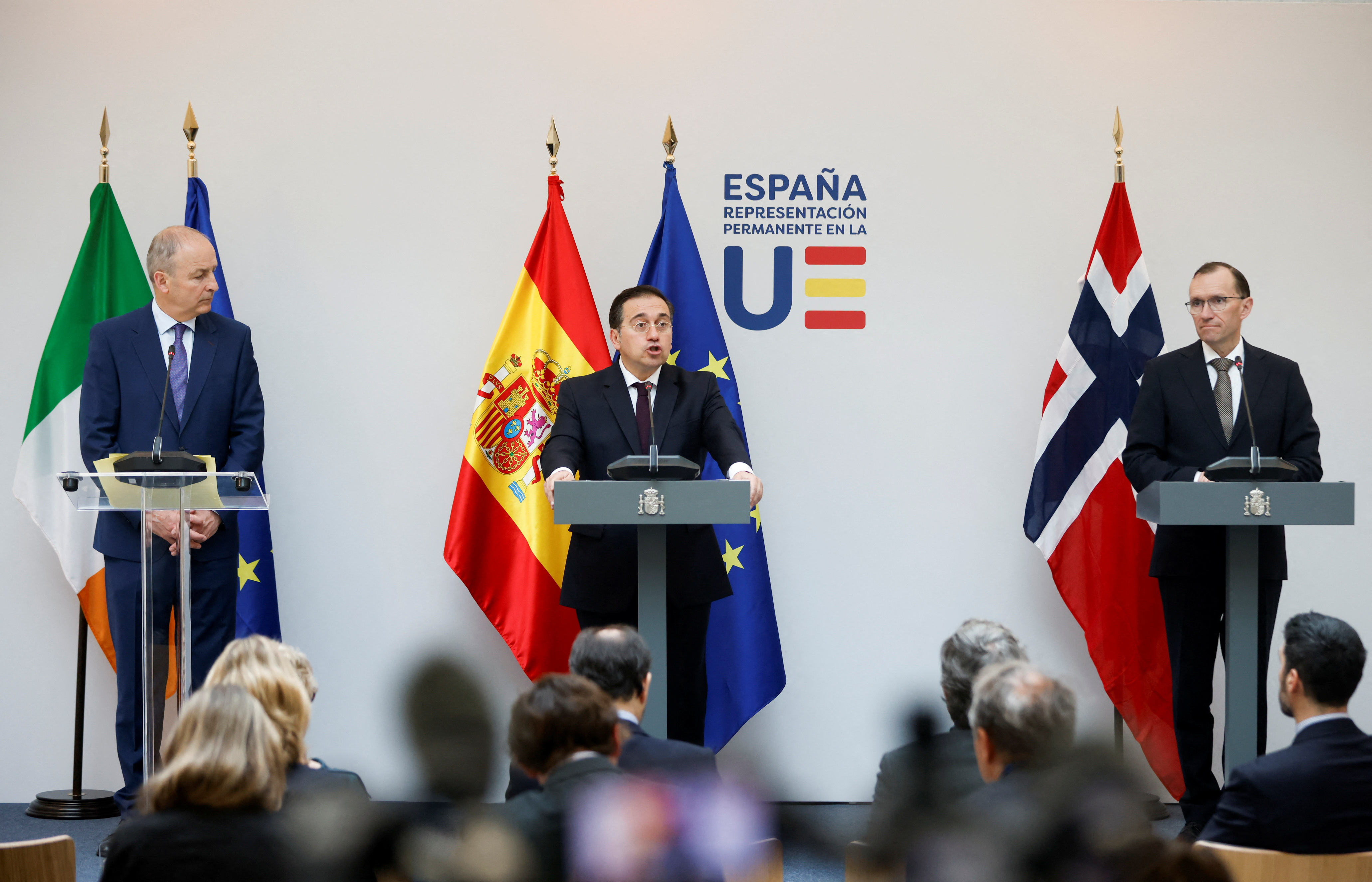 Spanish Foreign Minister Jose Manuel Albares, Norway's Foreign Minister Espen Barth Eide and Ireland's Foreign Minister Micheal Martin hold a press conference in Brussels, Belgium May 27, 2024.REUTERS/Johanna Geron