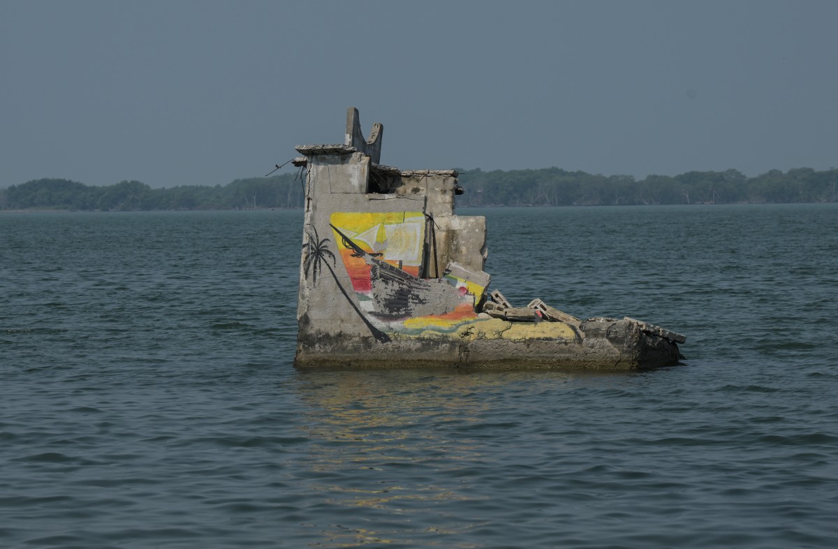 Submerged homes, heat waves fuel Mexico climate angst