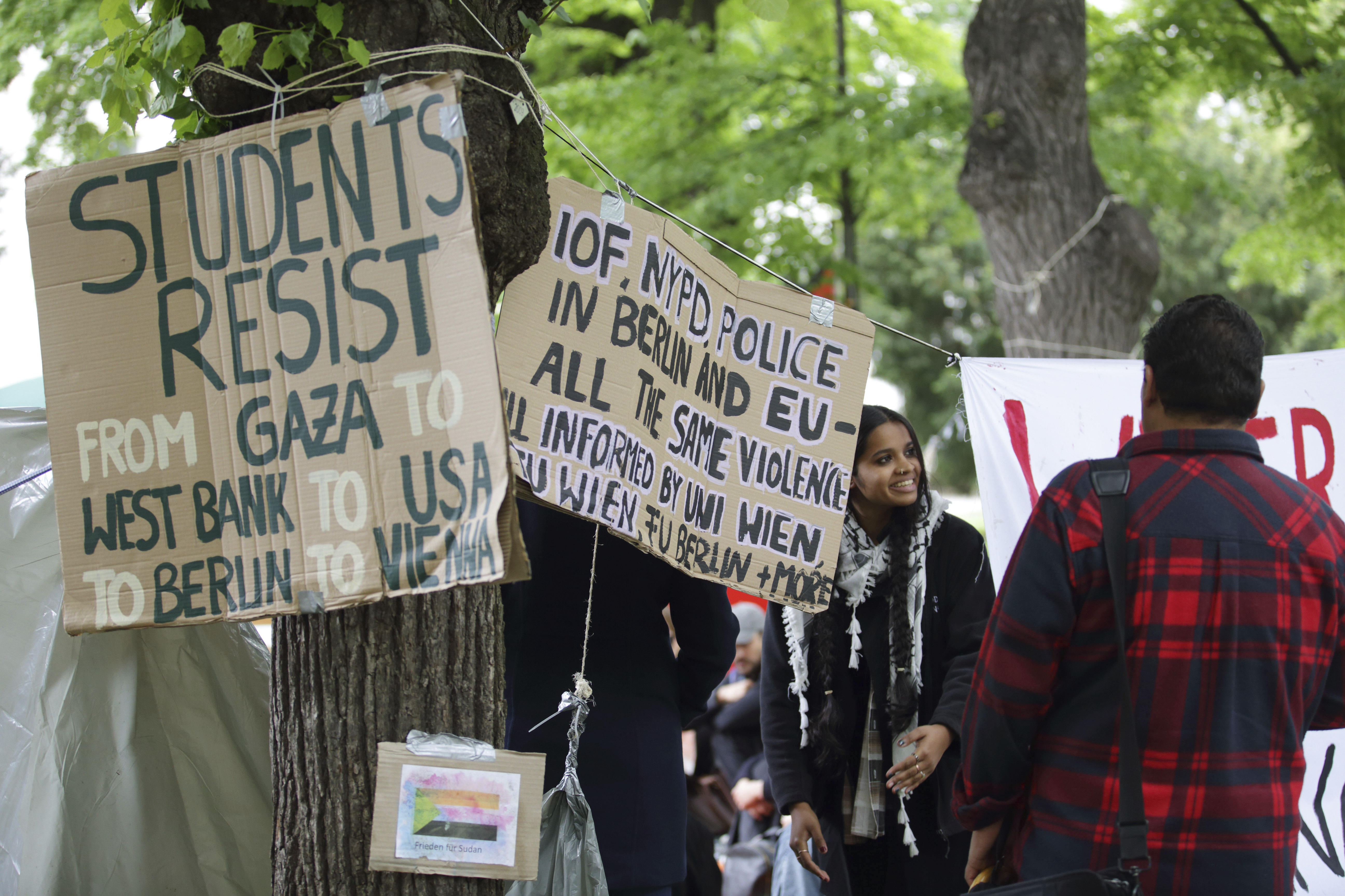 Student protests against Israel's war on Gaza spread in Europe