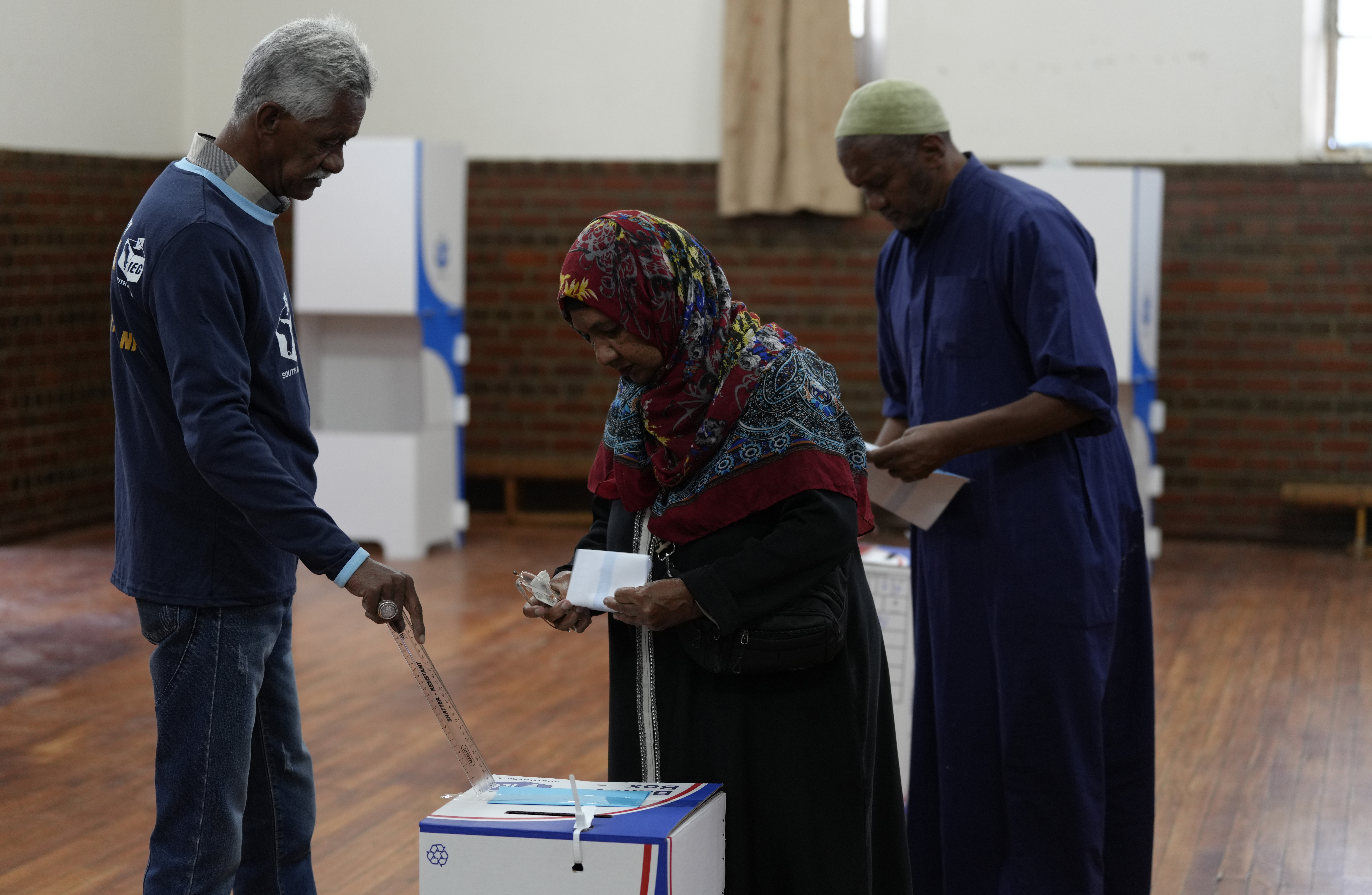South Africans vote in a pivotal election