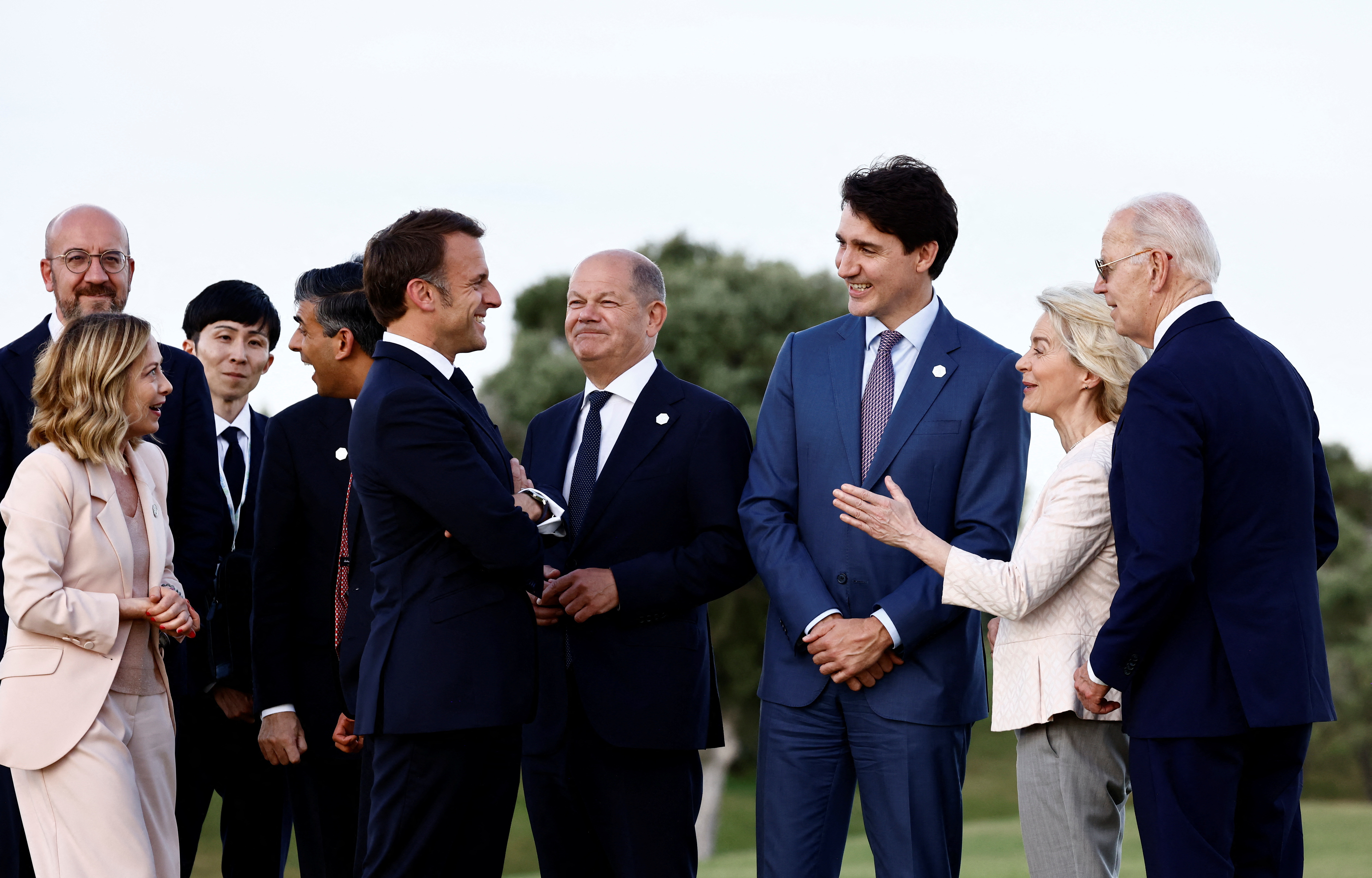 G7