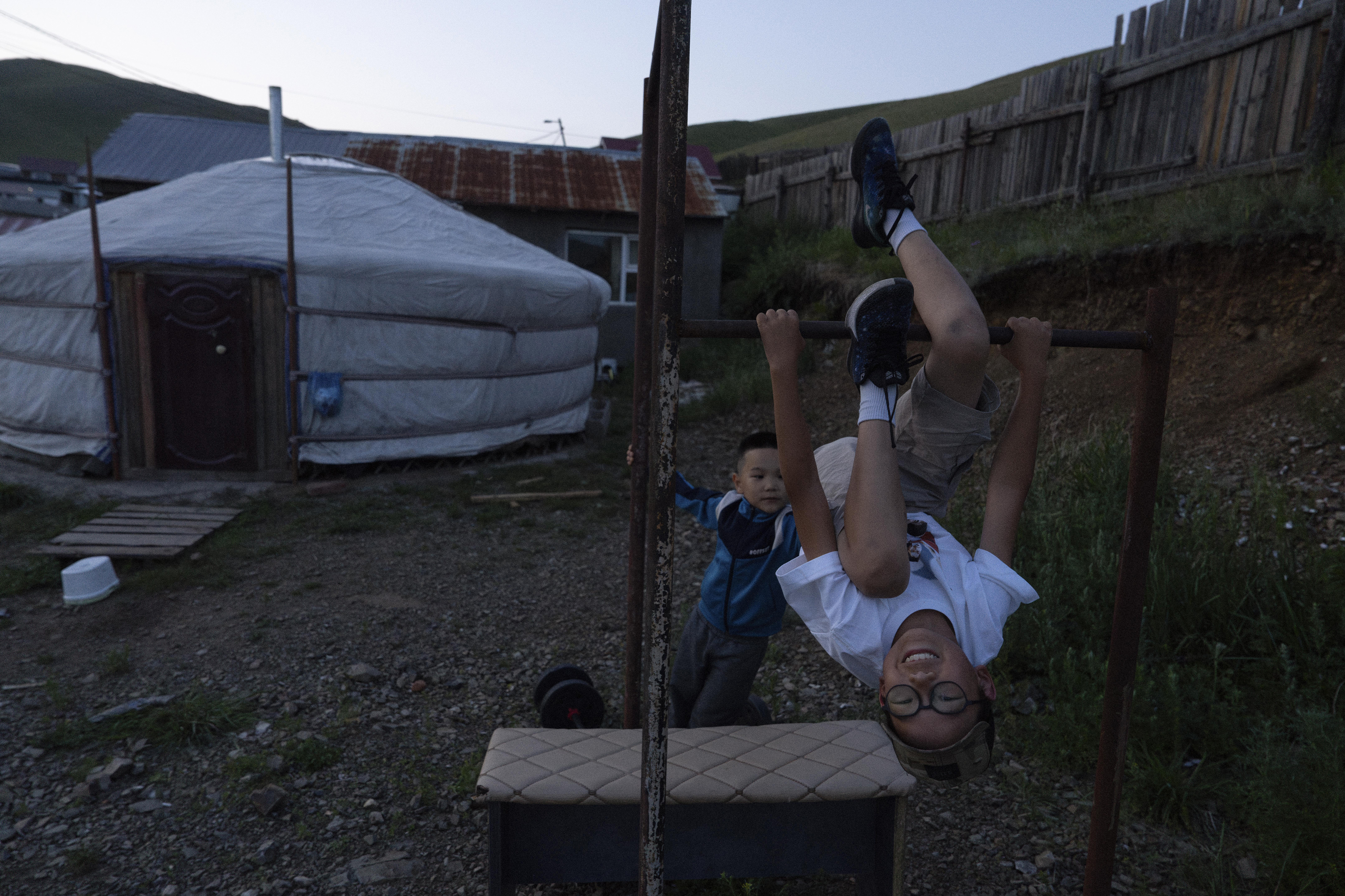 A 12-year-old Mongolian boy dreams of the Olympic