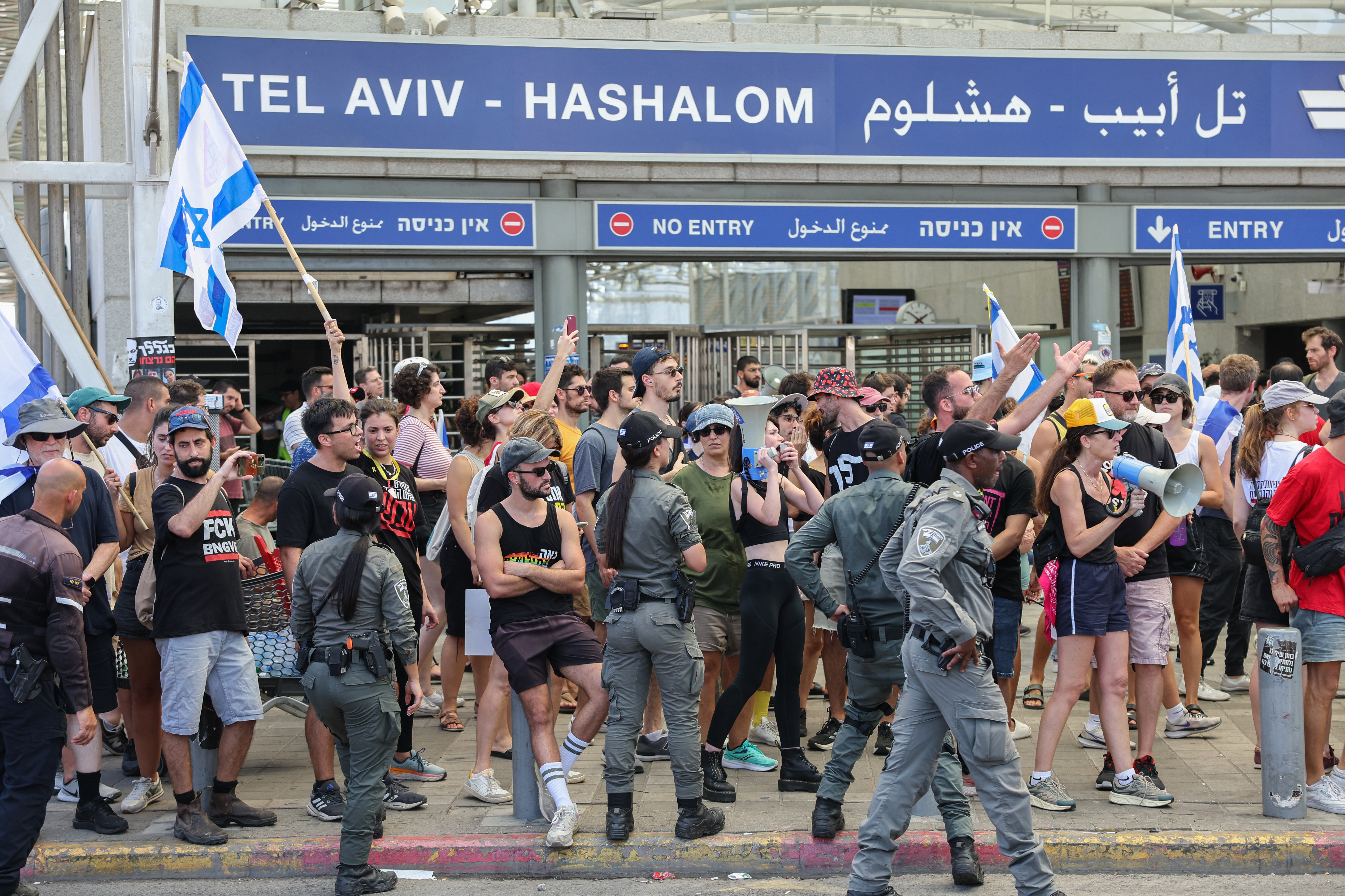 The demonstrations on Sunday appeared to be the largest since the start of the war, with organizers estimating that up to 500,000 people joined nationwide events and the main rally in Tel Aviv. Israeli media estimated that 200,000 to 400,000 took part.