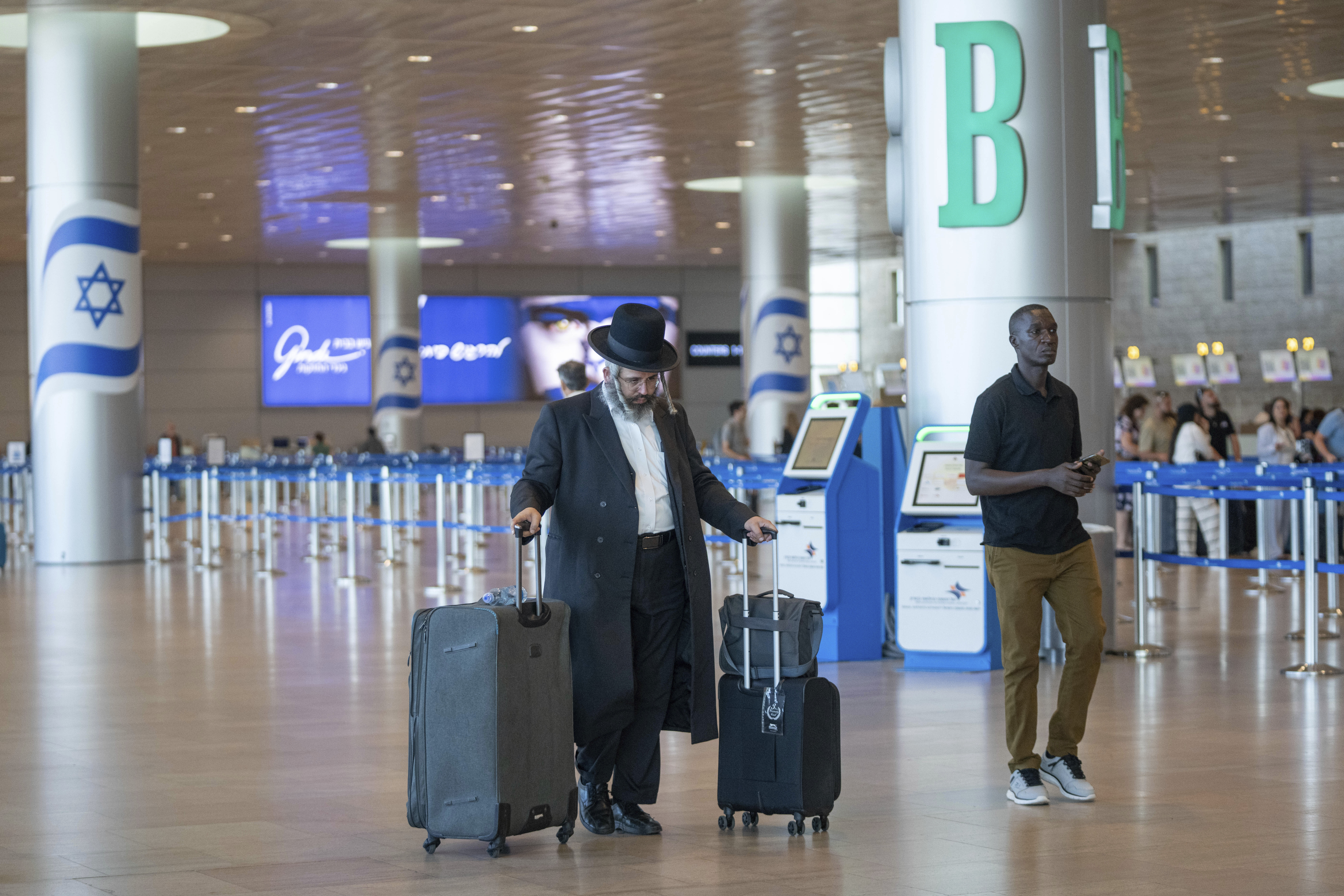 Strike raises pressure on Israeli PM as US prepares ‘final’ ceasefire deal