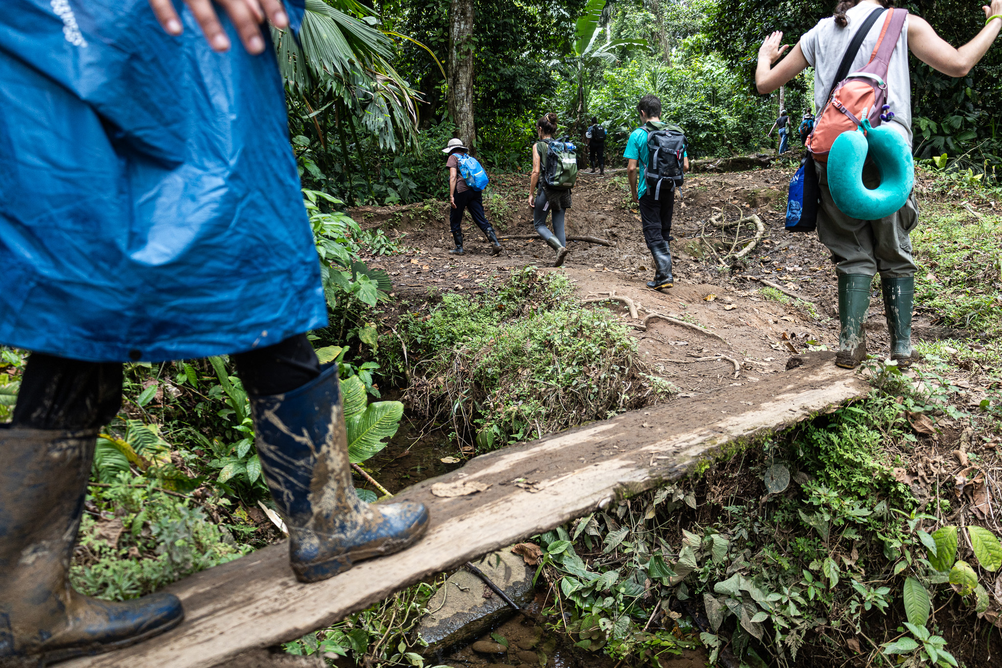 Floating Doctors [Adam Williams/Al Jazeera]