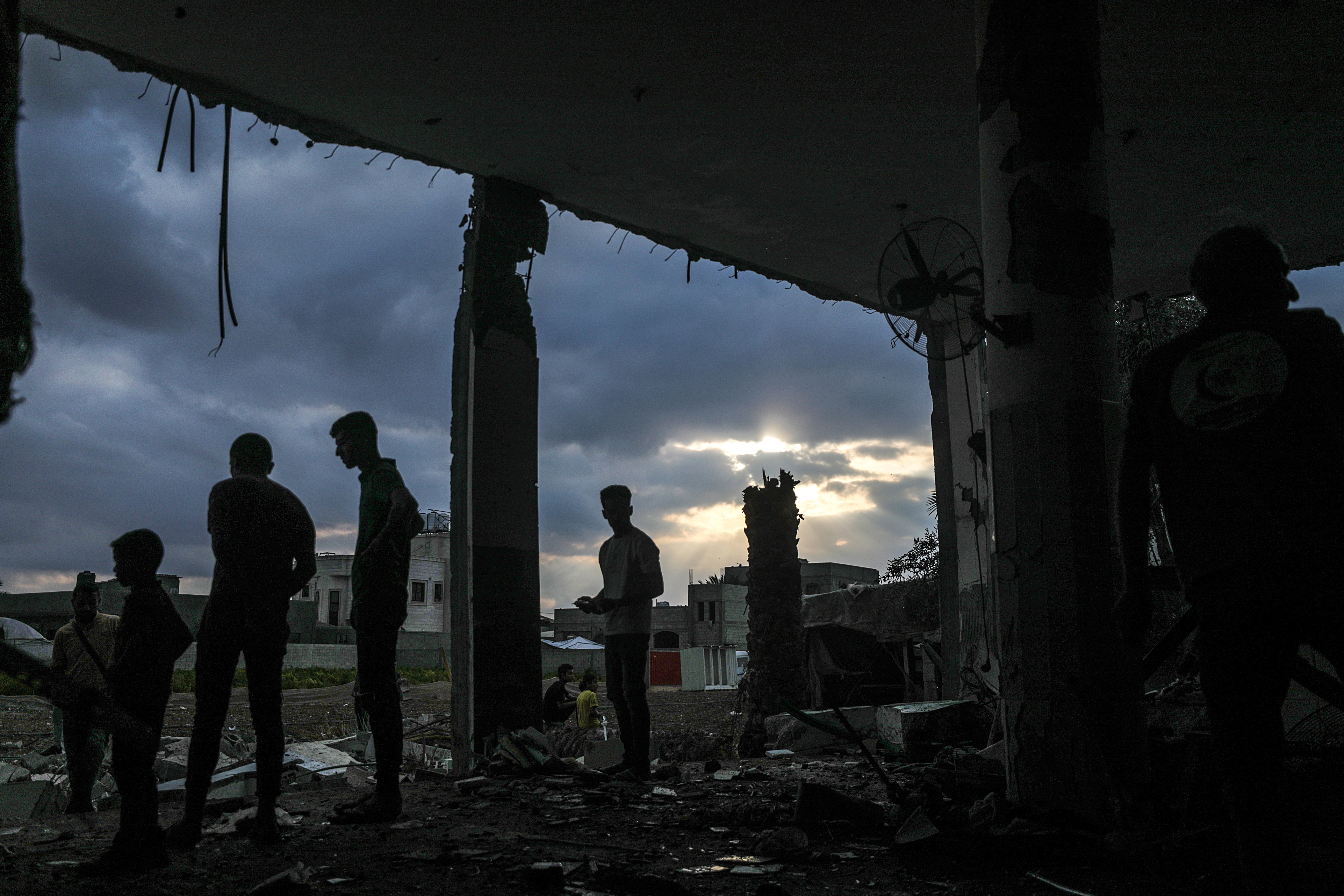 the destroyed Al Aqsa Martyrs Mosque