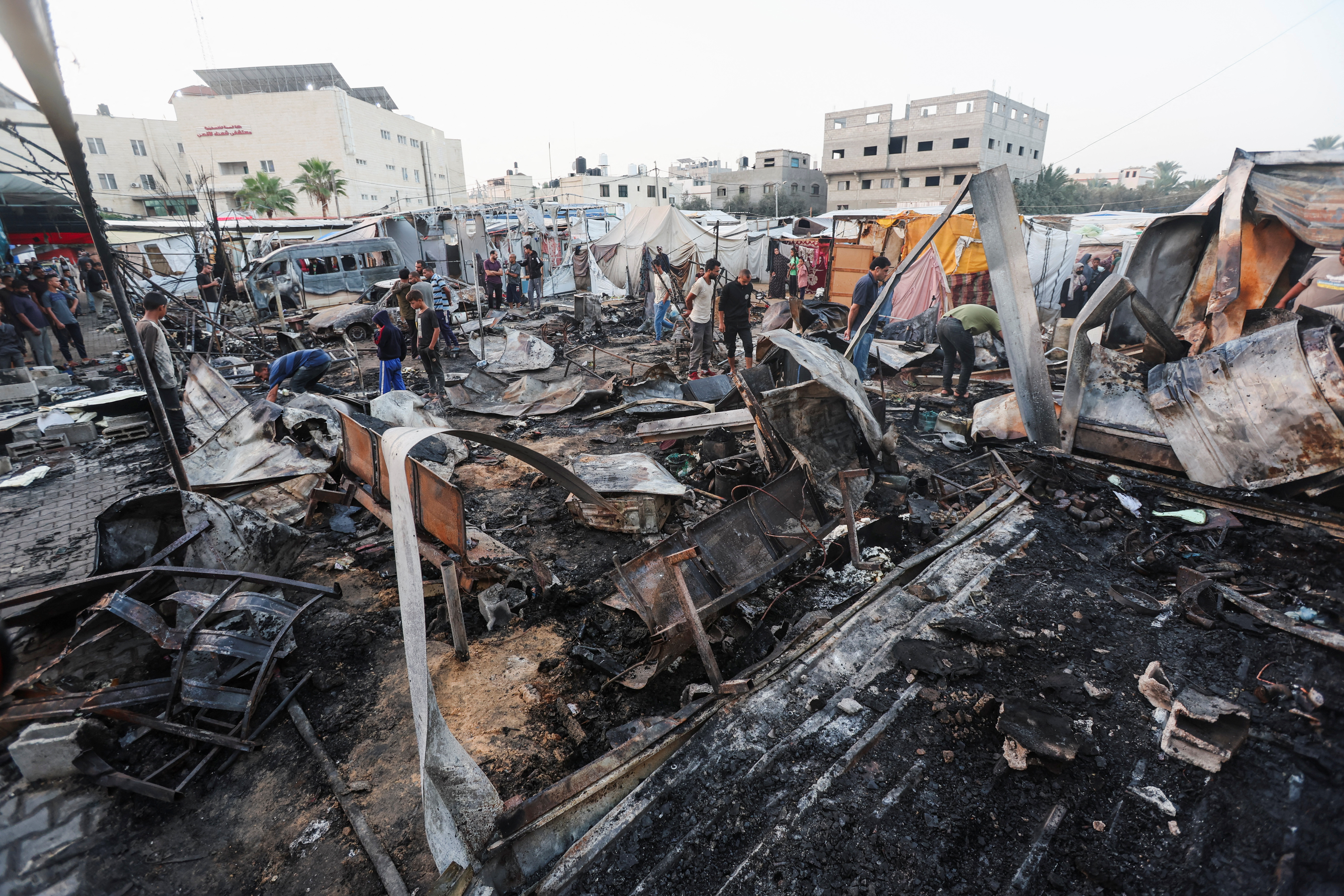 Deadly Israeli strike on hospital tent camp in Gaza