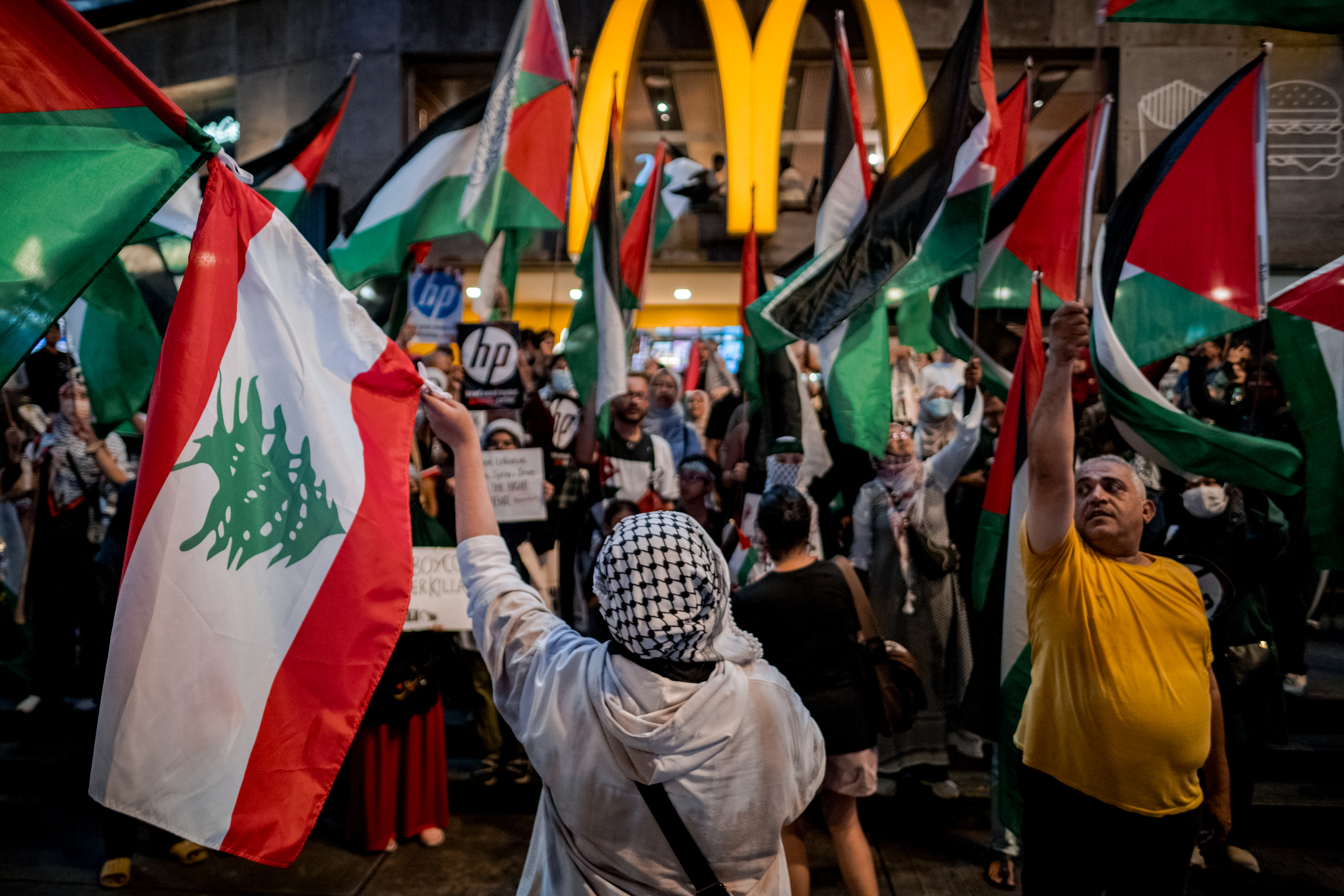 Thousands march worldwide for Gaza and Lebanon