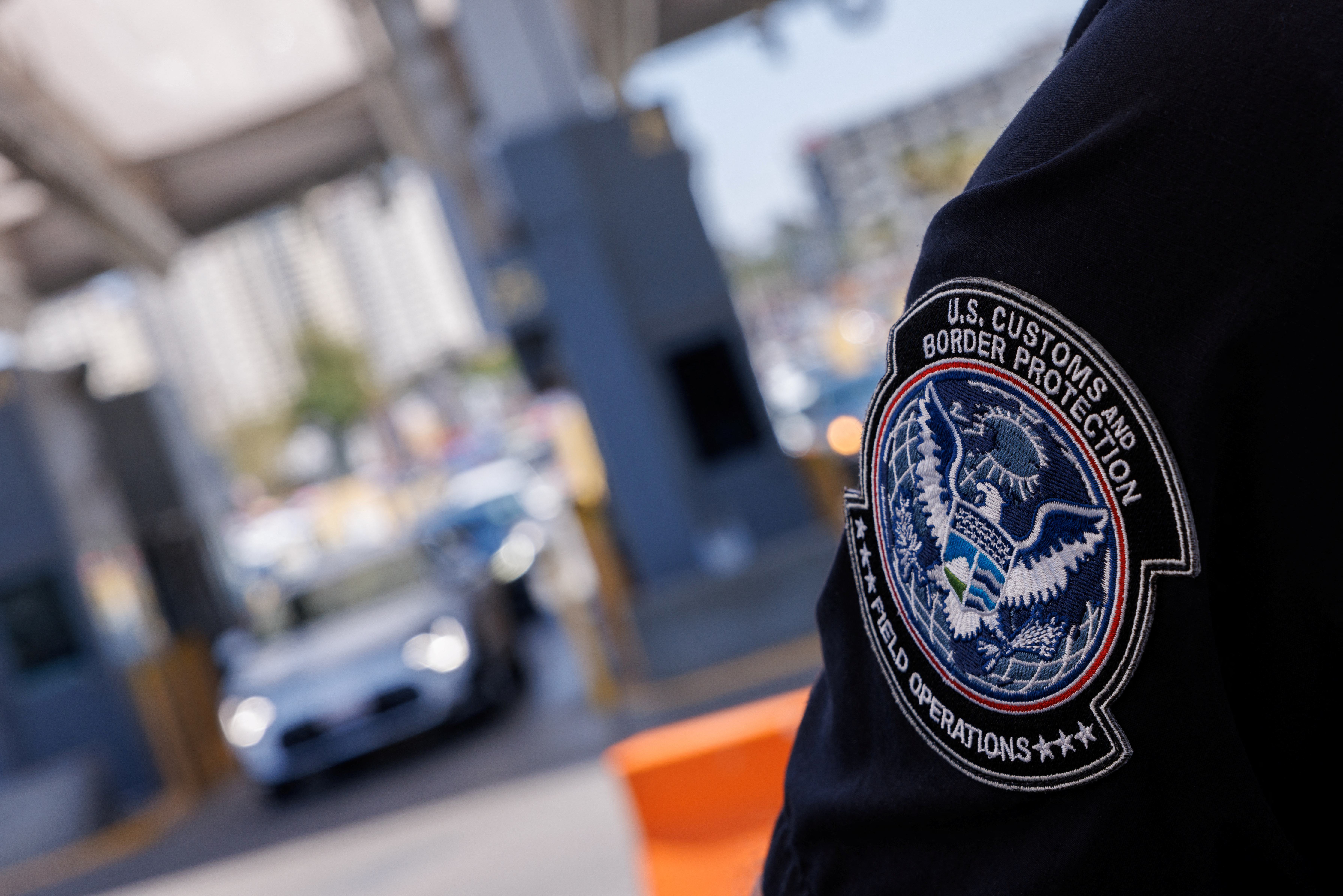 A US Customs and Border Protection officer