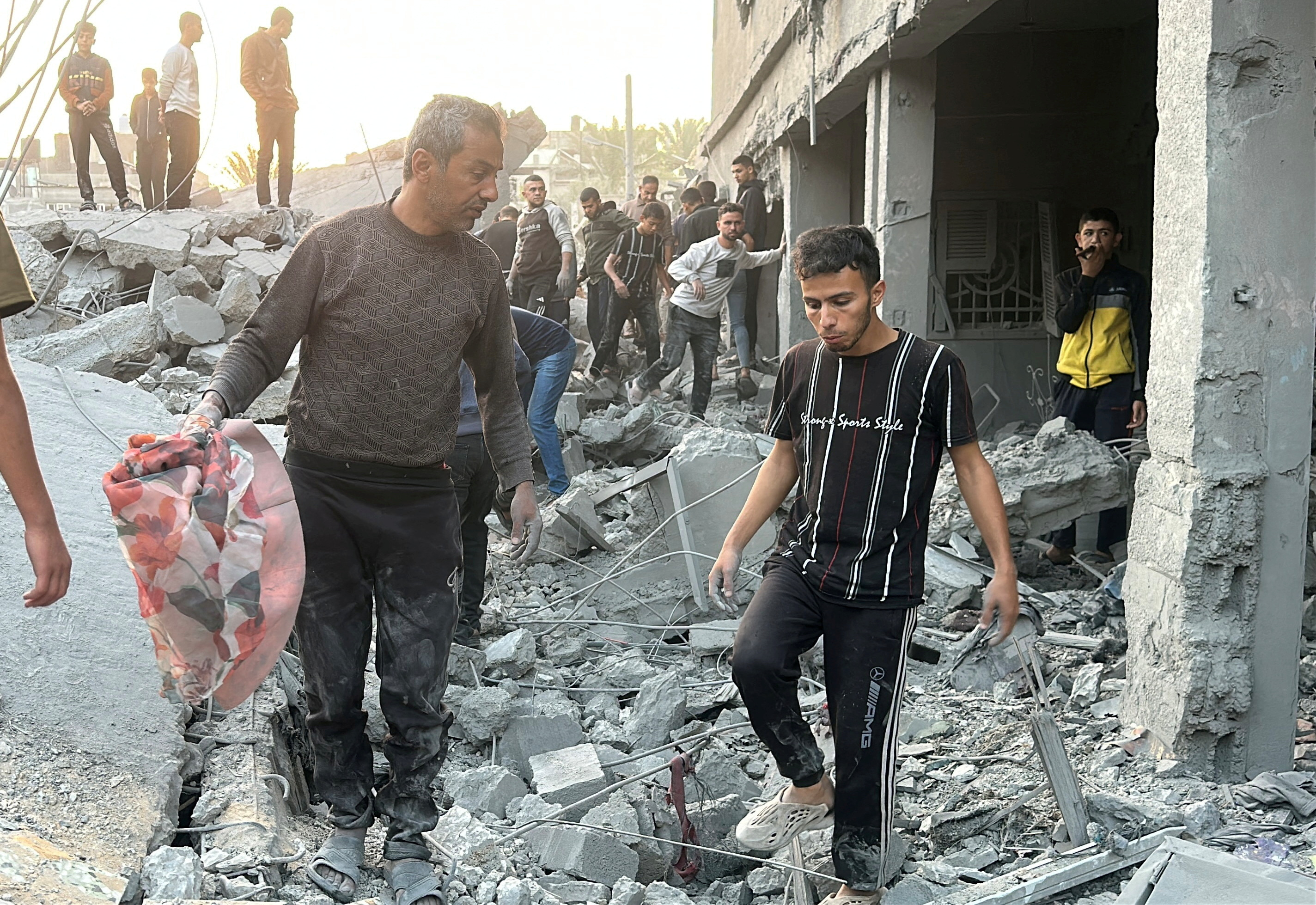 Israeli strike on a house in Jabalia