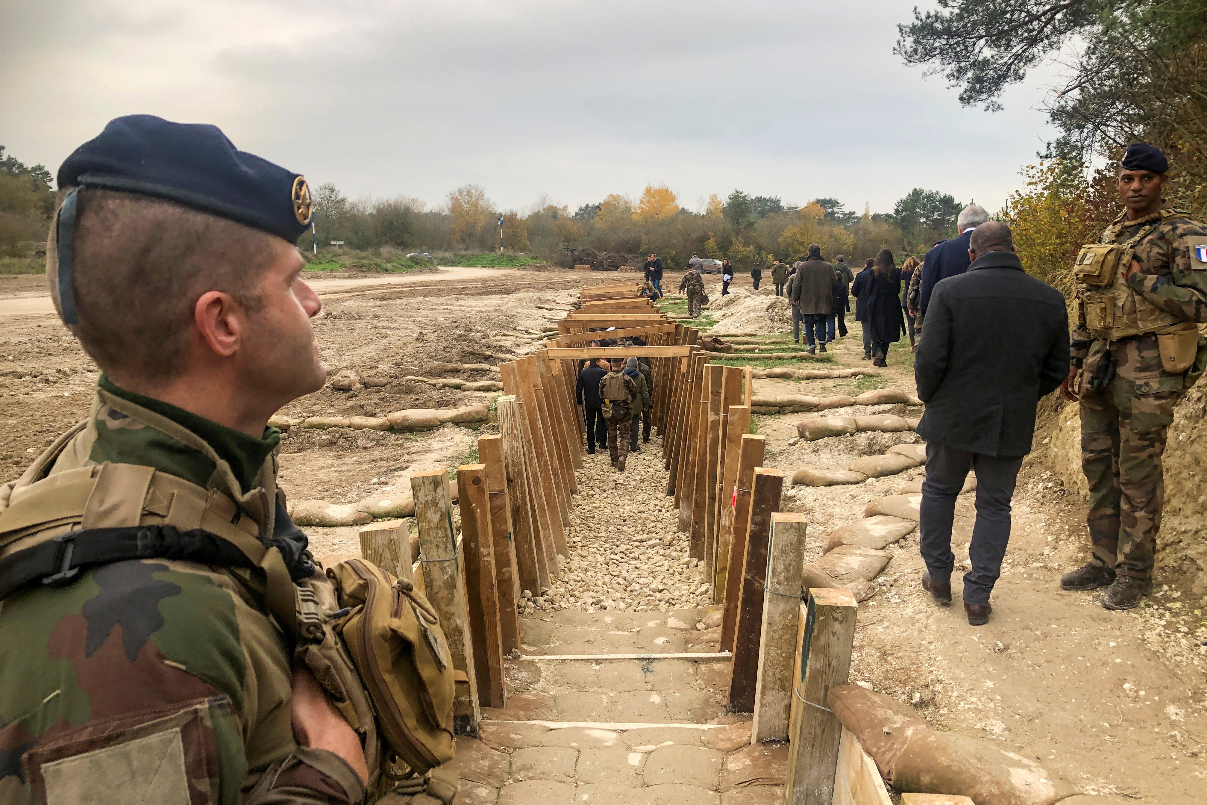 A training session involving some 2,000 Ukrainian conscripts and veterans takes place in the muddy fields of the Champagne military camp in eastern France, November 14, 2024. REUTERS/John Irish