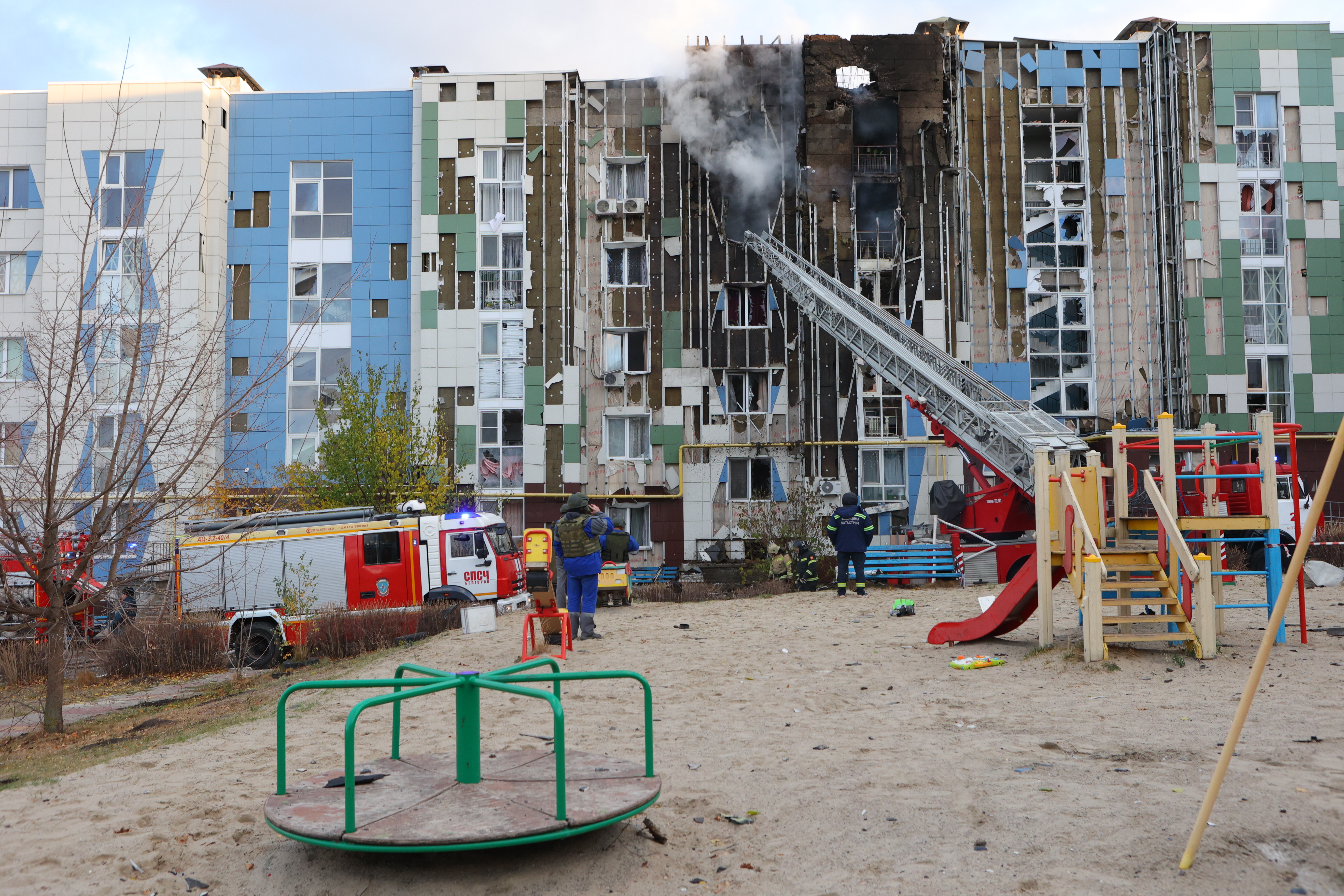 RUSSIA, BELGOROD - NOVEMBER 5, 2024: A view of an apartment block after it was hit by a drone in Belgorod, Russia on November 5, 2024. Belgorod Region Governor Gladkov, wrote in his Telegram channel that a Ukrainian Army drone attacked an apartment block in Belgorod, injuring one civilian and setting three apartments on fire. ( Emil Leegunov - Anadolu Agency )