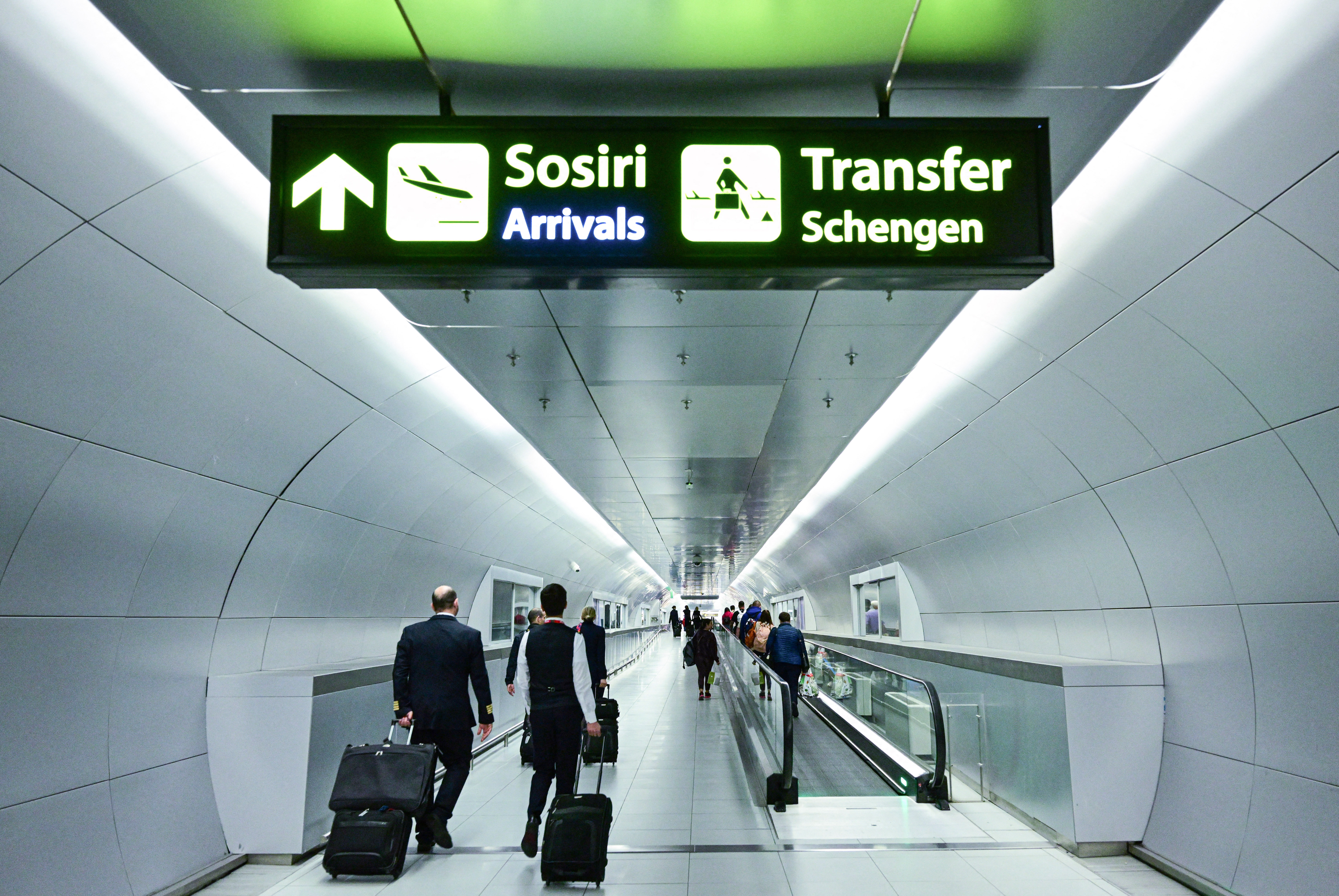 Schengen transfer flights areas