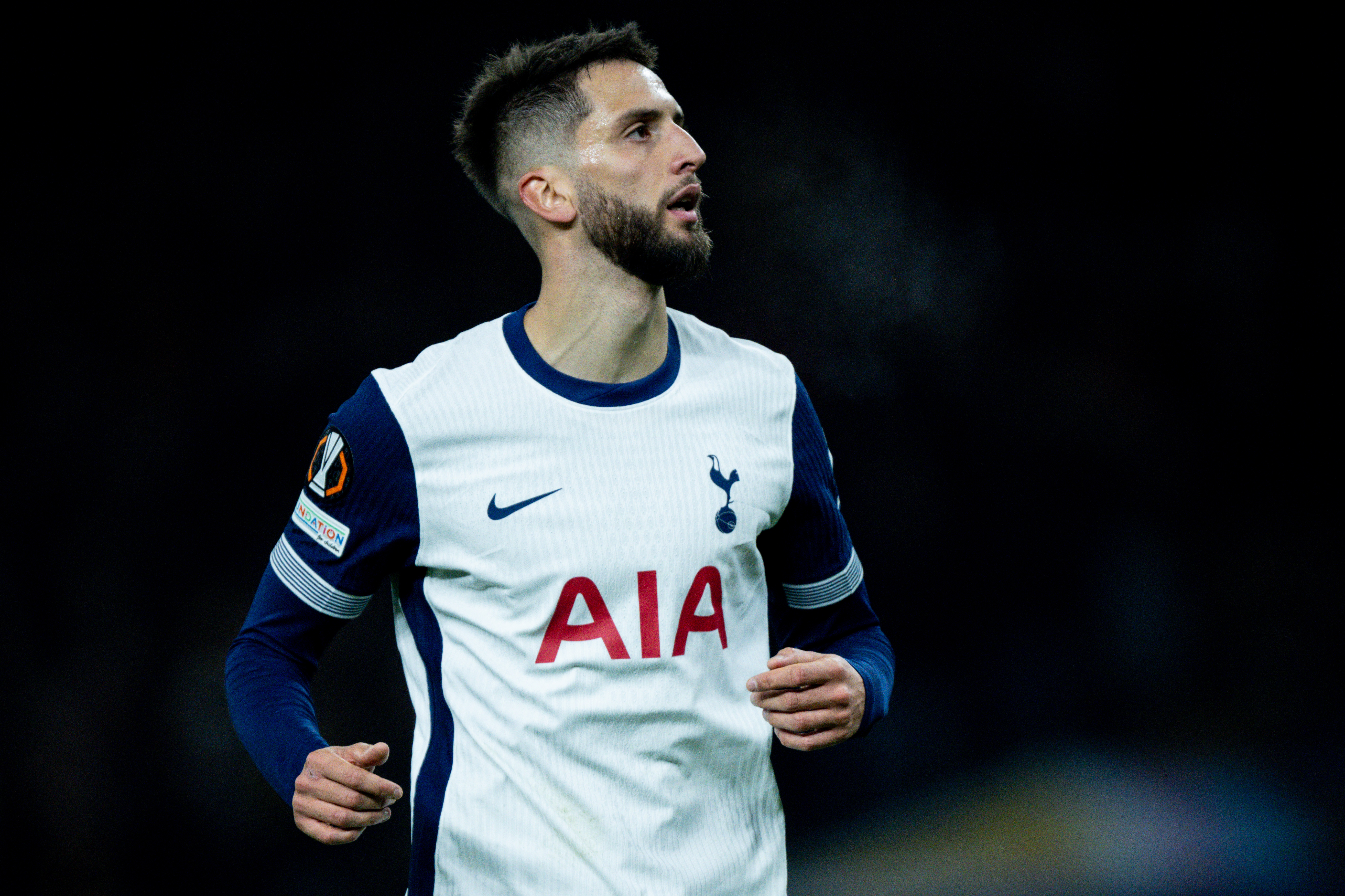 LONDON, ENGLAND - NOVEMBER 28: Rodrigo Bentancur of Tottenham Hotspur FC looks on during the UEFA Europa League 2024/25 League Phase MD5 match between Tottenham Hotspur and AS Roma at Tottenham Hotspur Stadium on November 28, 2024 in London, England. (Photo by Sebastian Frej/MB Media/Getty Images)