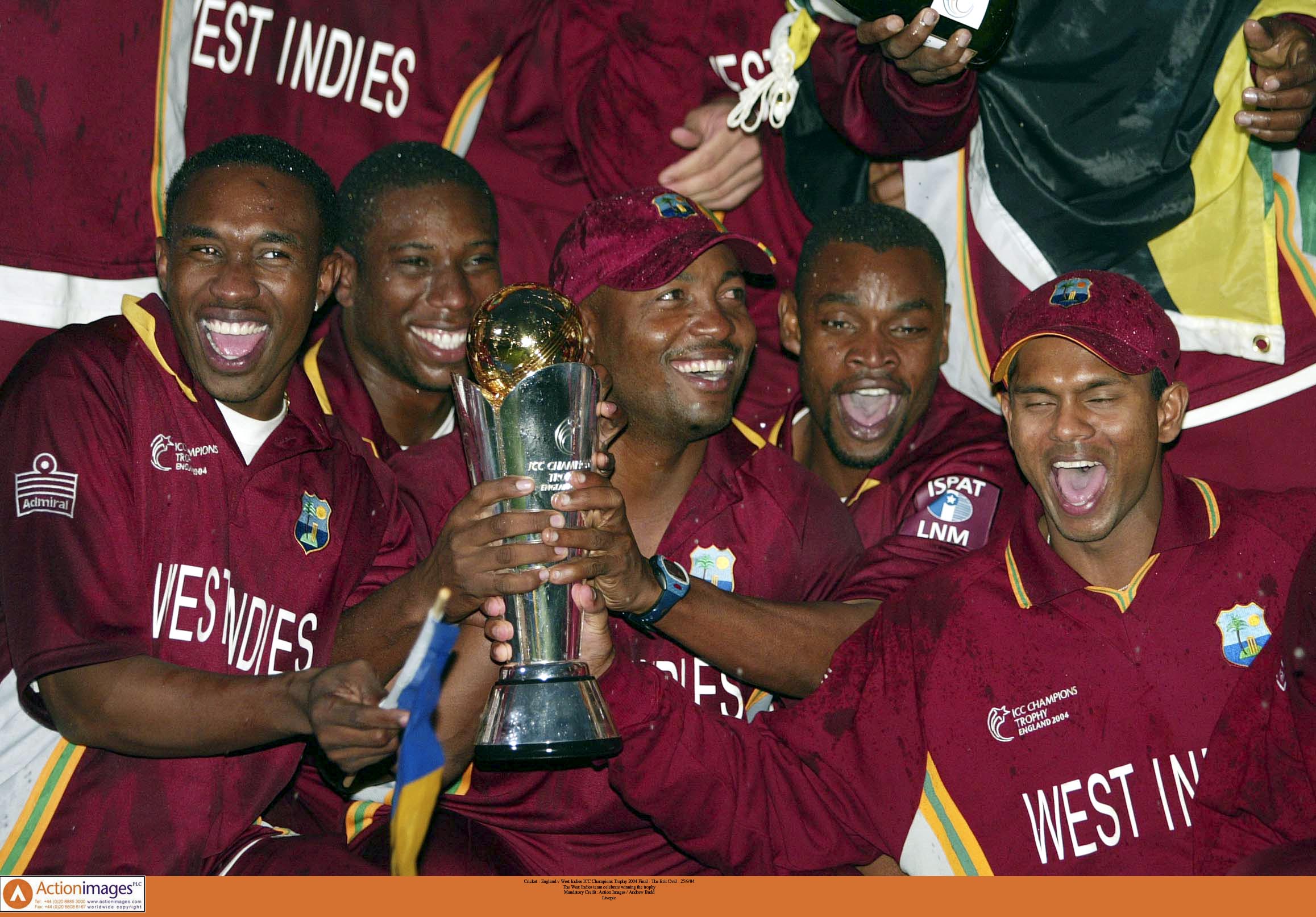 Cricket - England v West Indies ICC Champions Trophy 2004 Final - The Brit Oval - 25/9/04 The West Indies team celebrate winning the trophy Mandatory Credit: Action Images / Andrew Budd Livepic