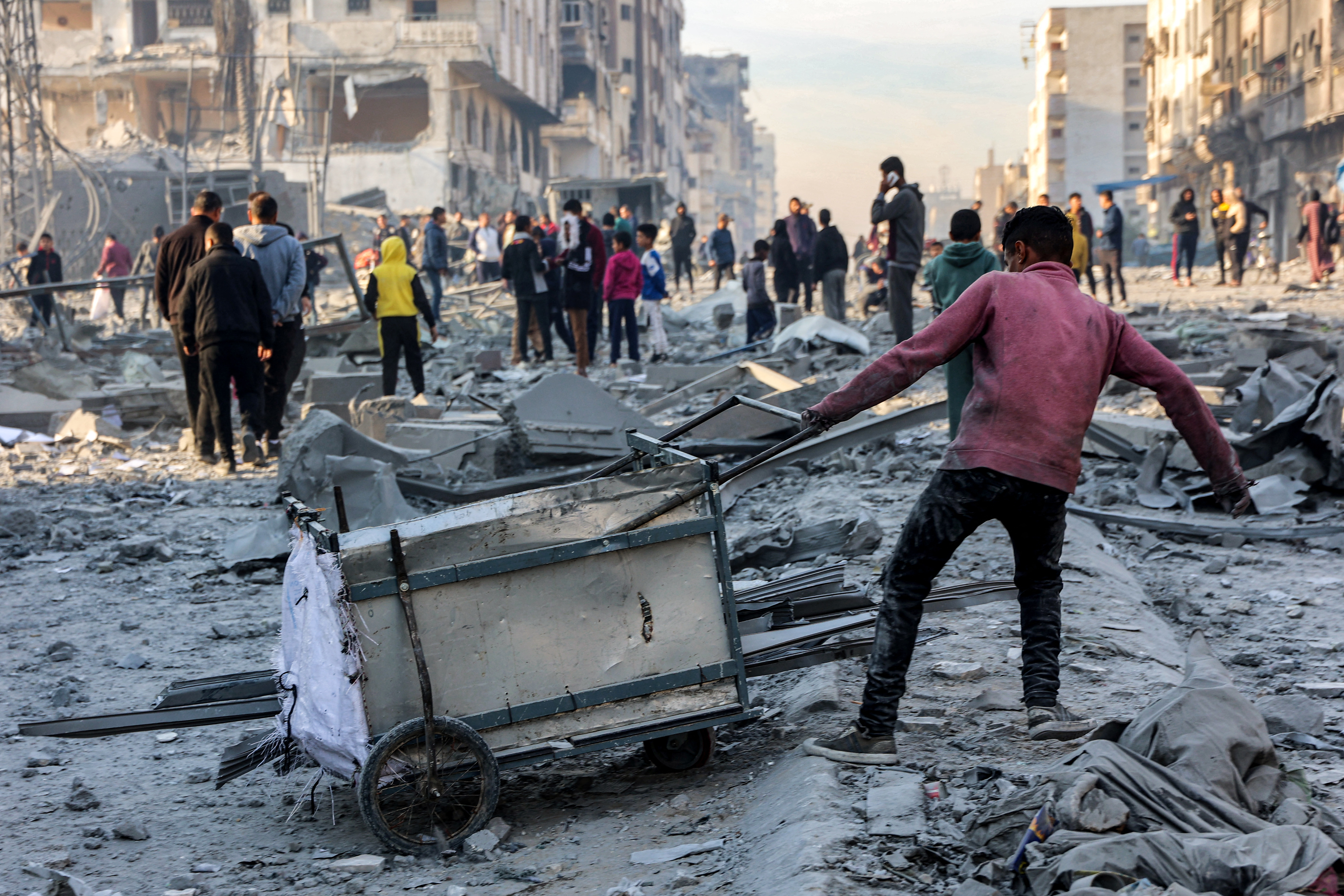 Gaza death toll since dawn rises to 32