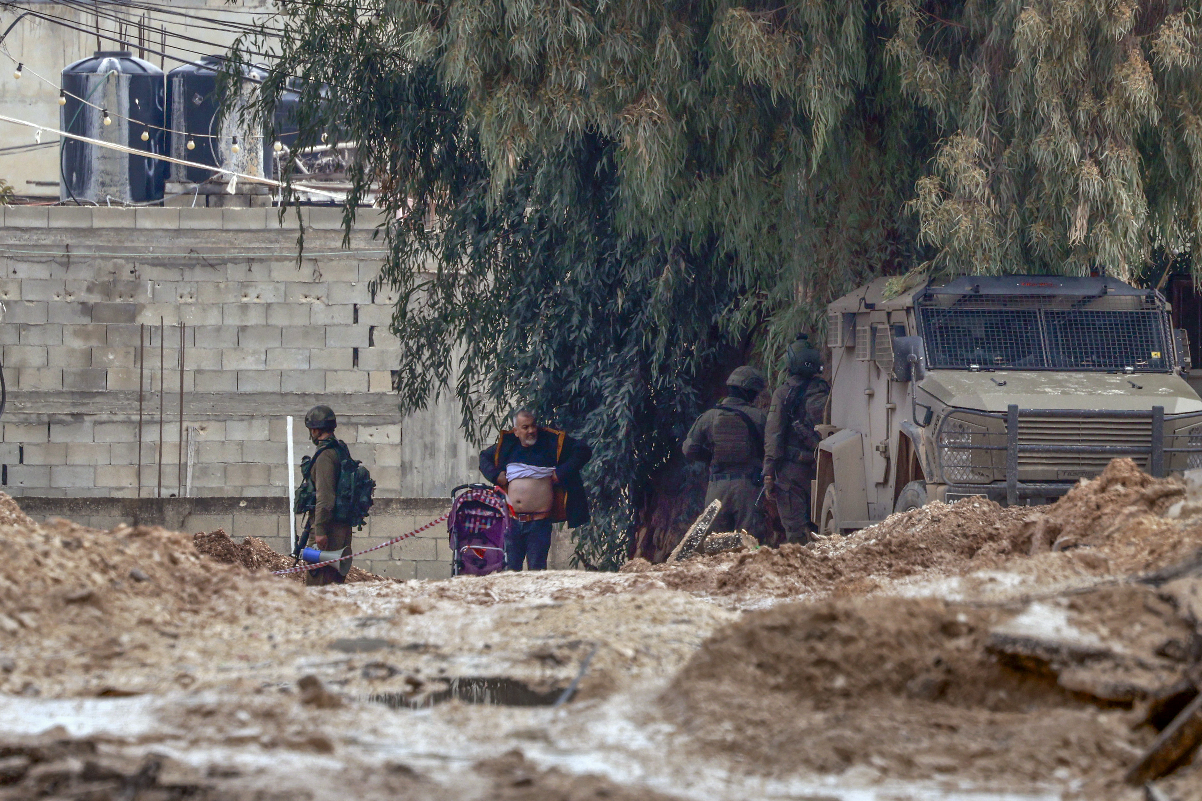 Israeli forces ‘block entrances to Jenin’ as deadly raid enters fourth day