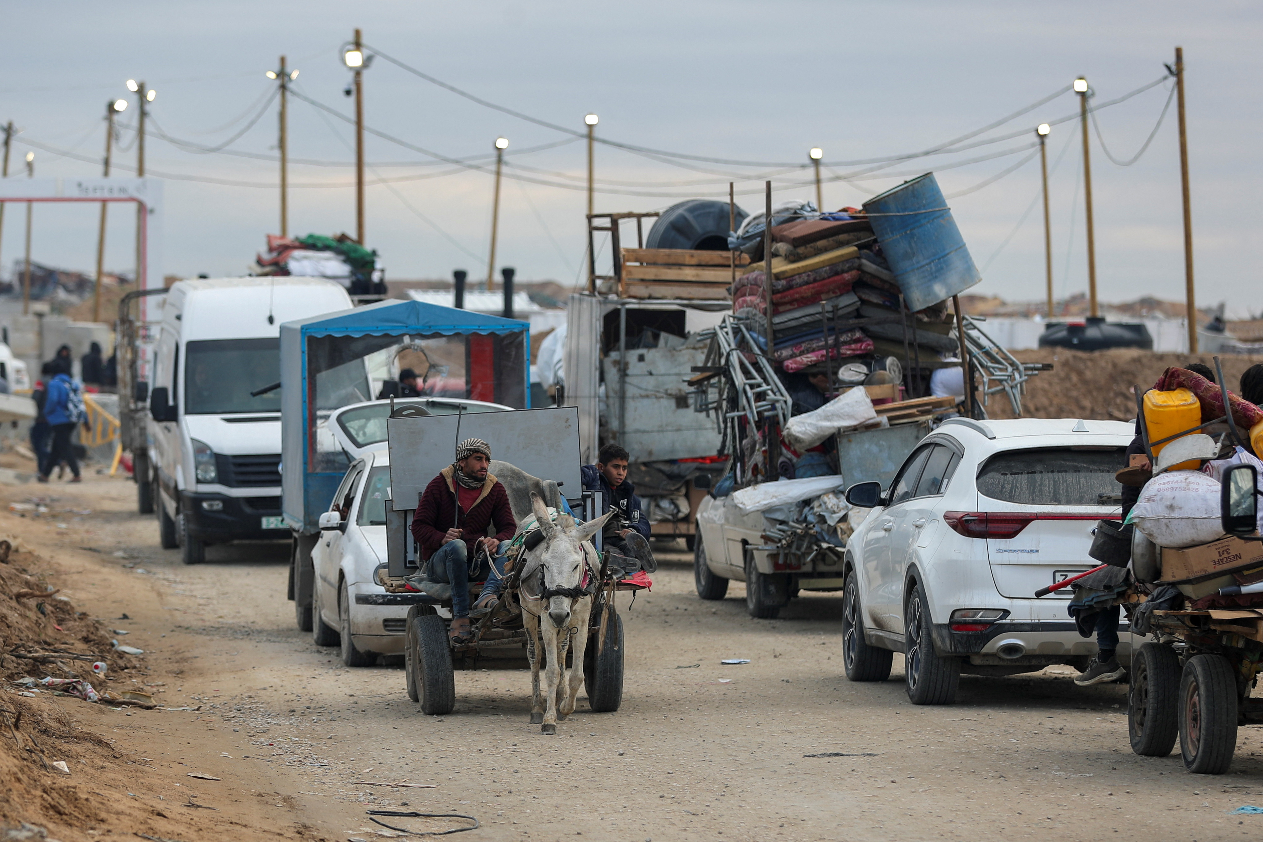 People return to northern Gaza