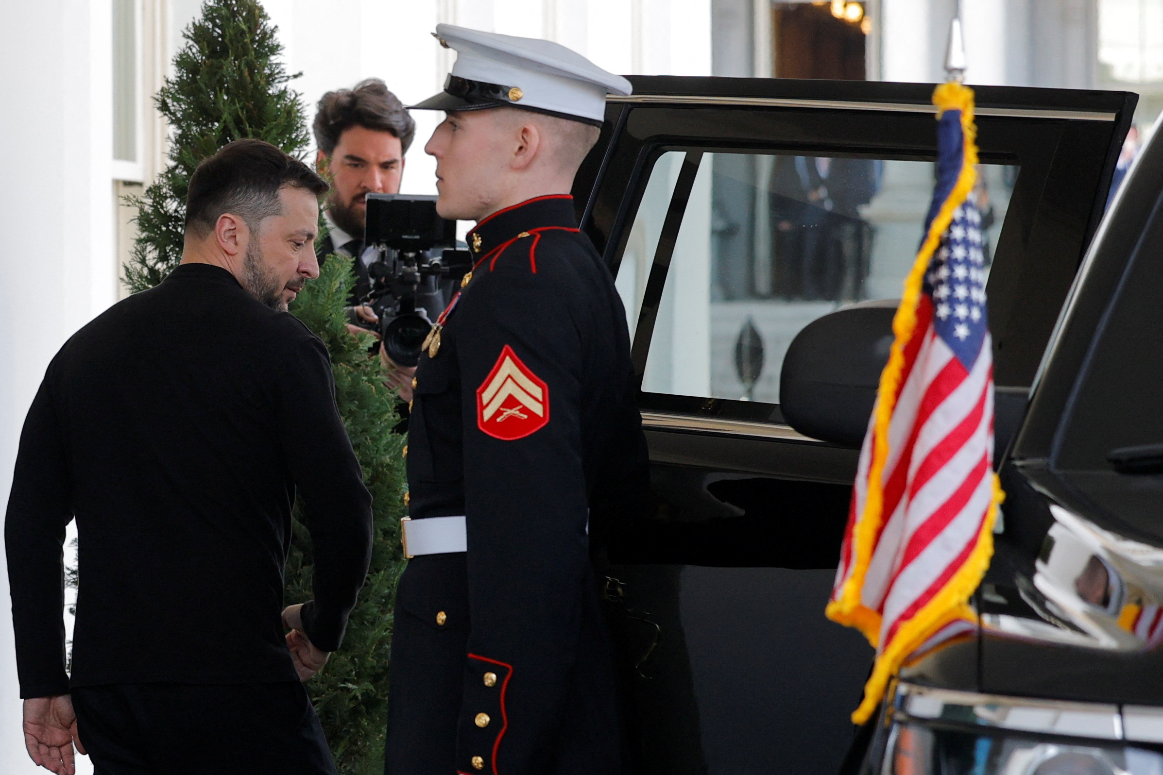 Ukrainian President Volodymyr Zelenskiy departs after a press conference with U.S. President Donald Trump was cancelled [Brian Snyder/Reuters]