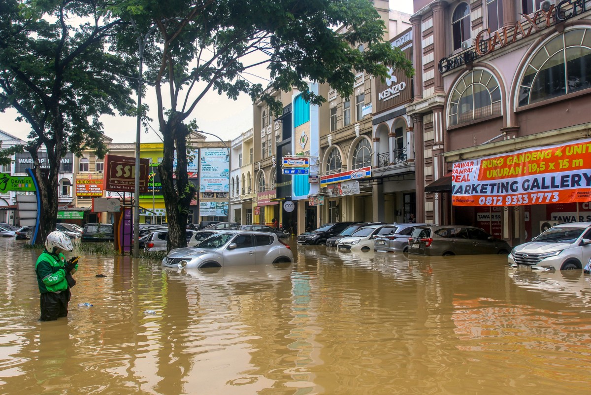 Indonesia deploys cloud seeding to curb Jakarta floods after deadly deluge