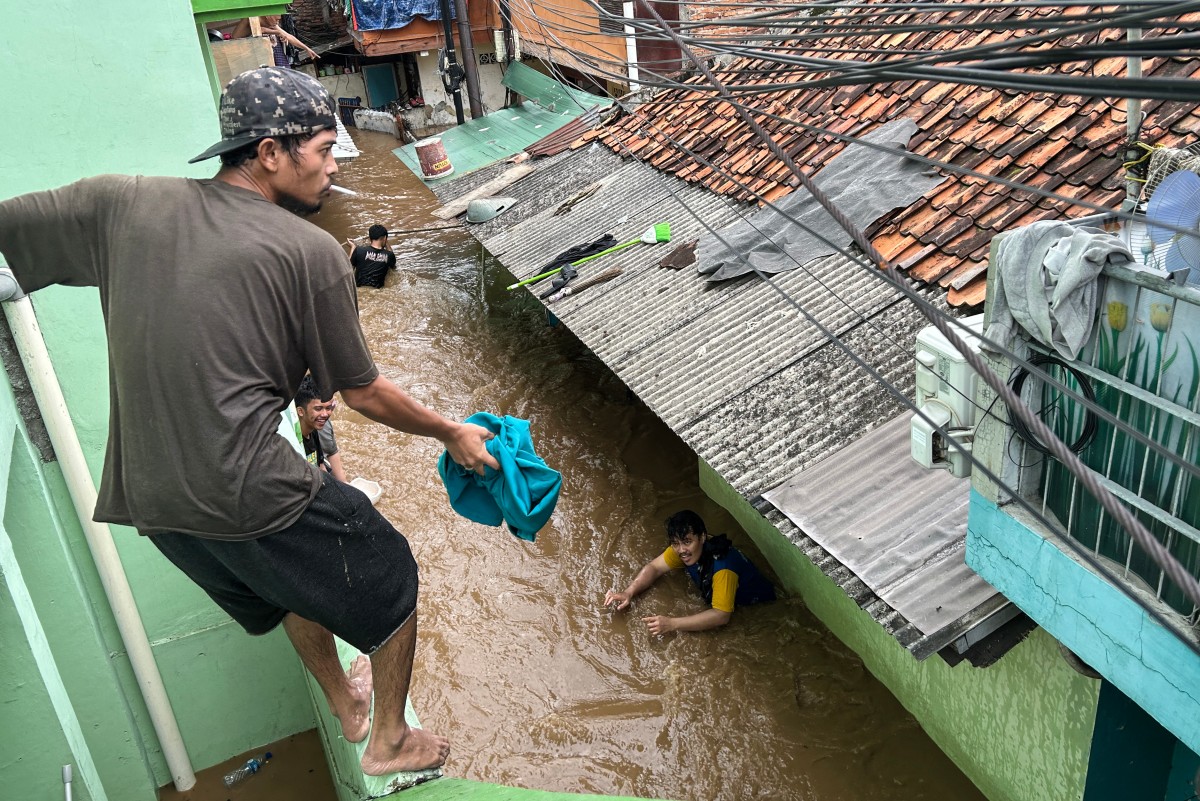 Indonesia deploys cloud seeding to curb Jakarta floods after deadly deluge