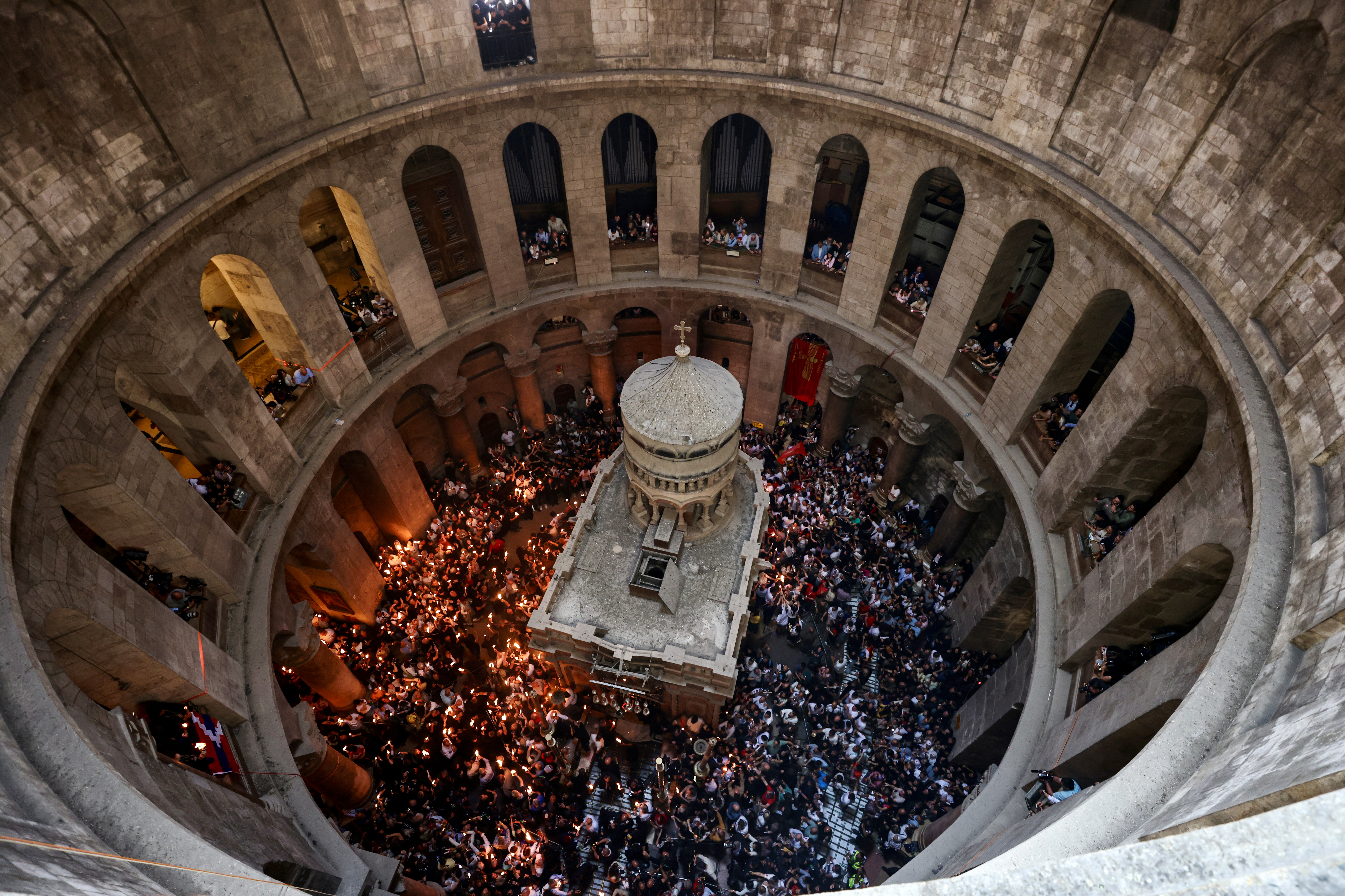 Thousands gather for centuries-old Holy Fire ceremony in Jerusalem