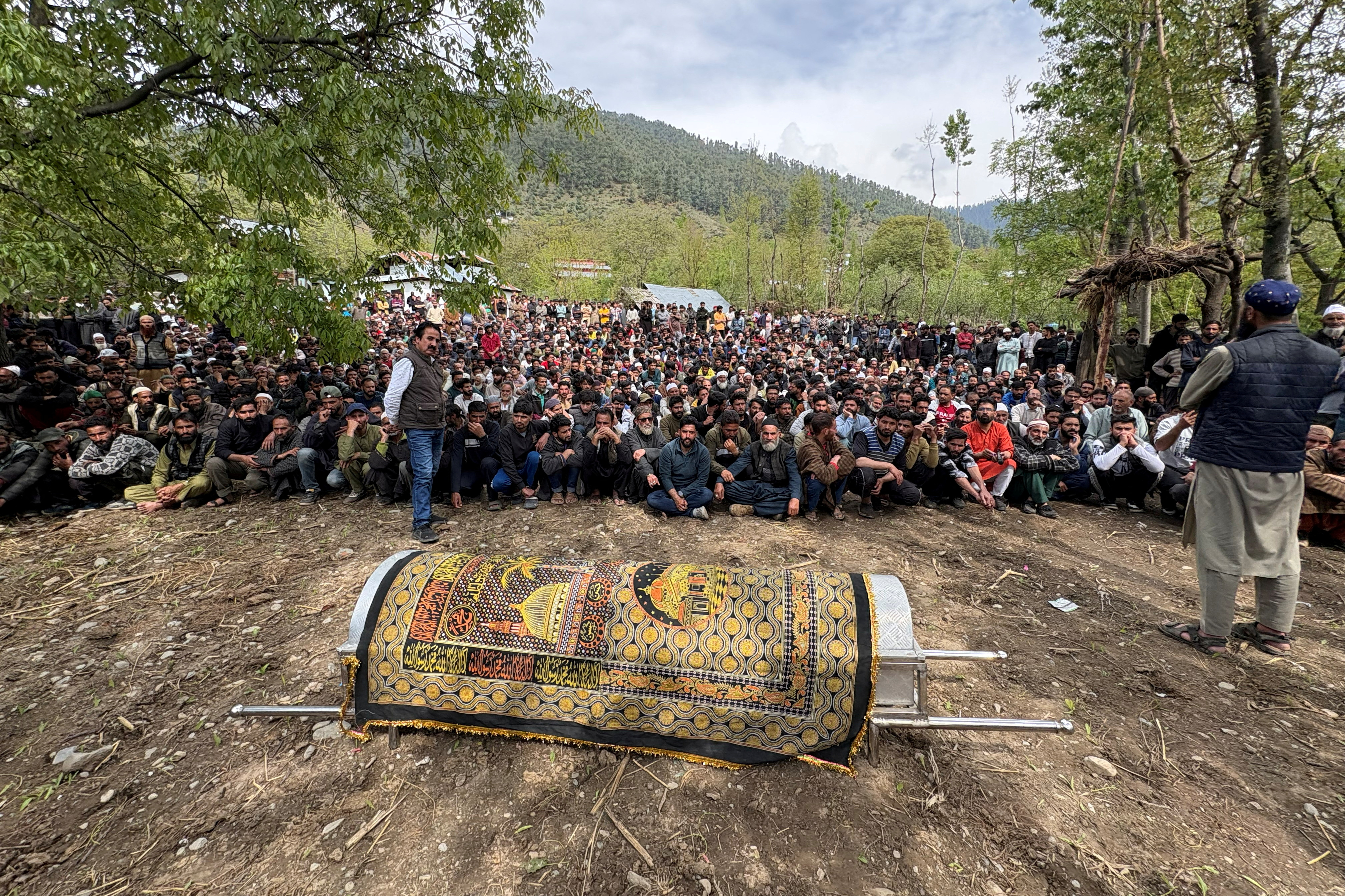 India hunts gunmen who killed 26 in Kashmir tourist hotspot