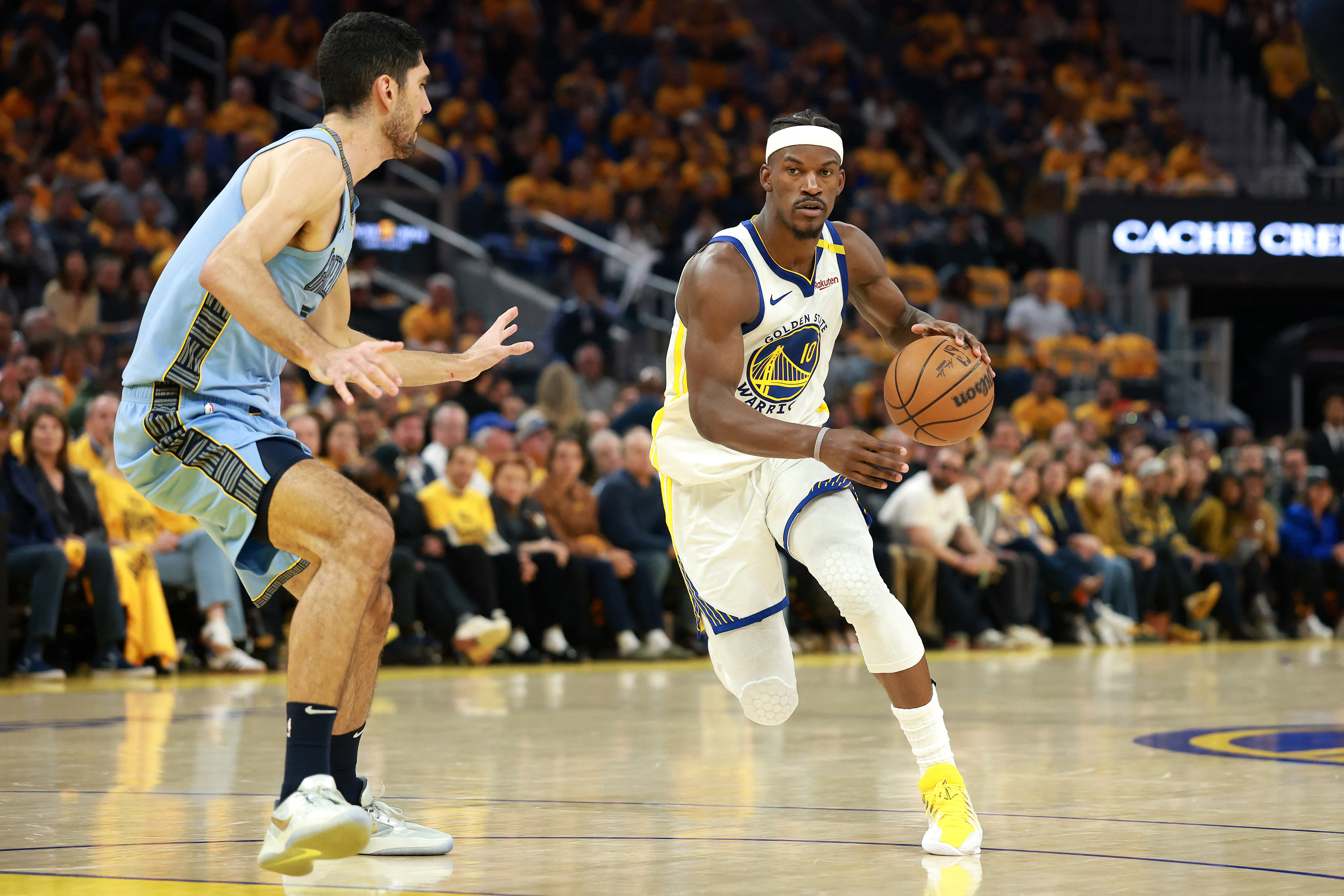 JimmyButler in action.