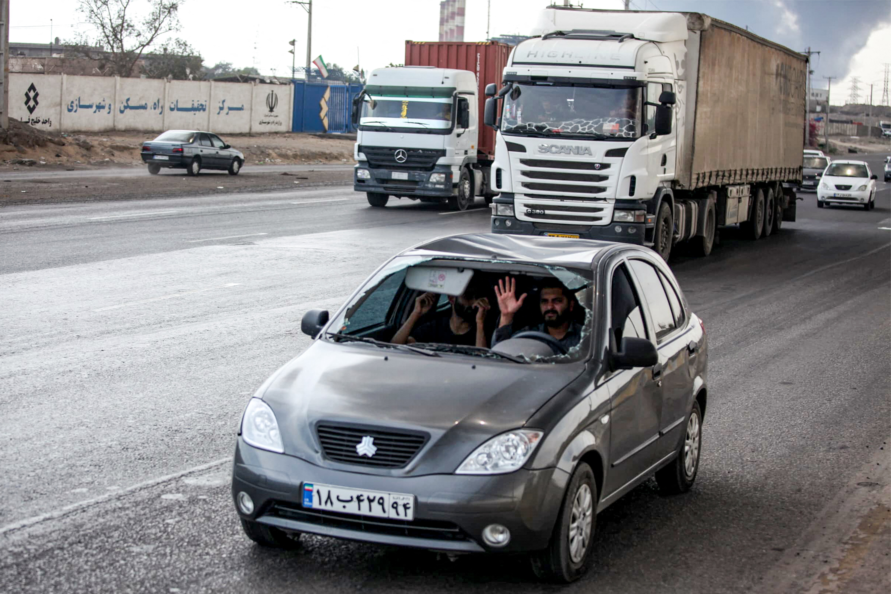 Deadly explosion shakes Iran, hundreds hospitalized after port fire
