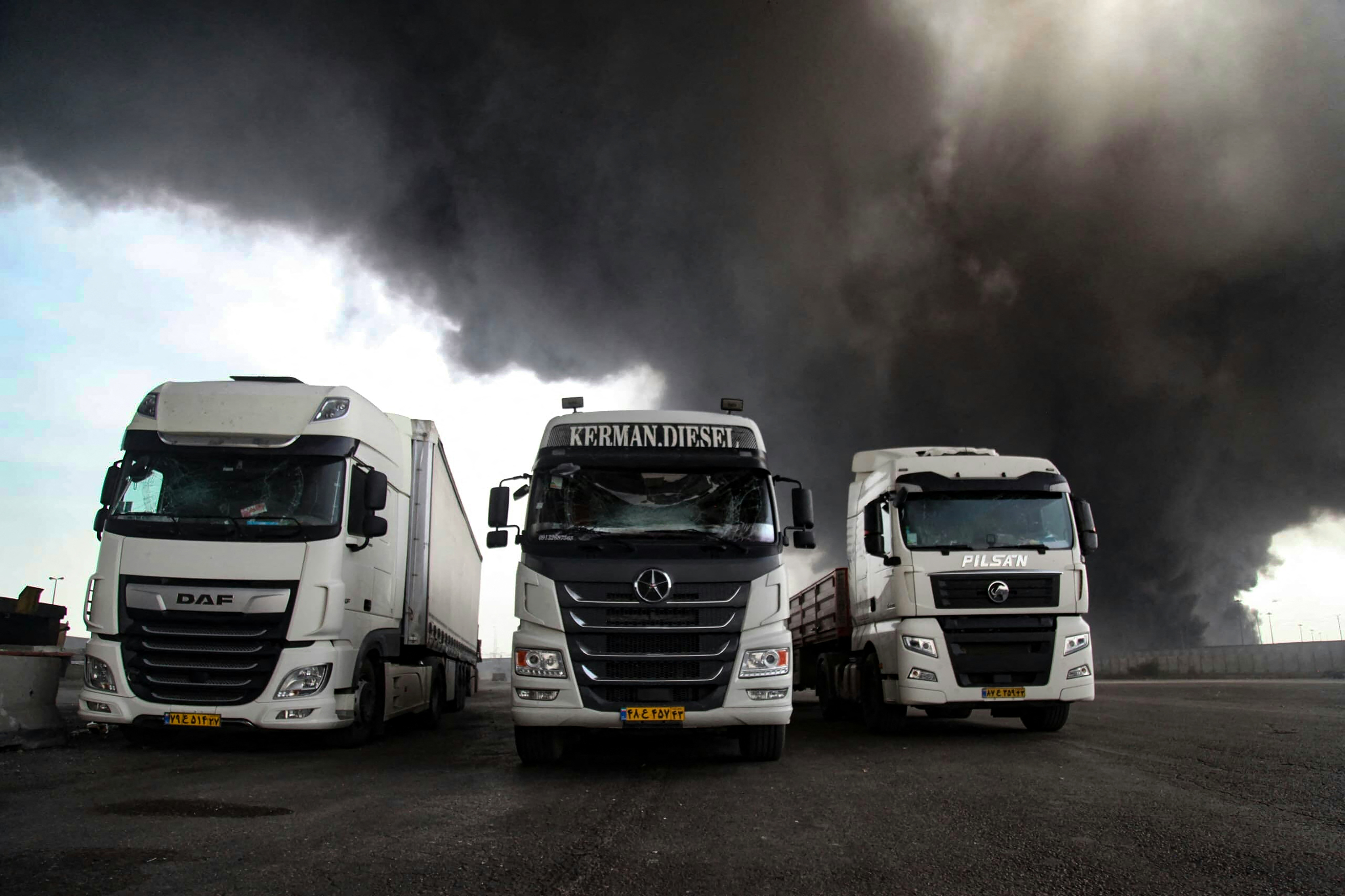 Deadly explosion shakes Iran, hundreds hospitalized after port fire