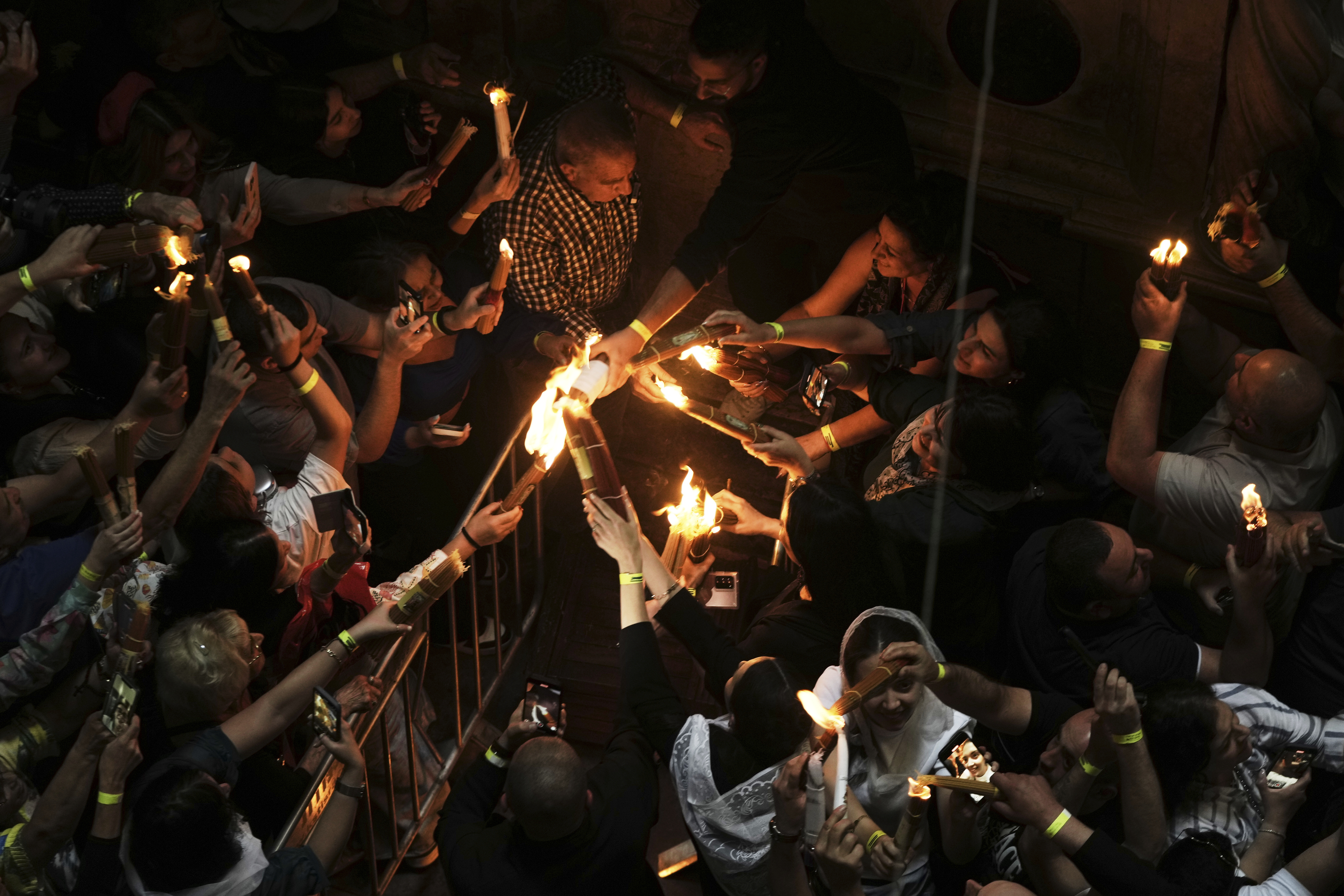Thousands gather for centuries-old Holy Fire ceremony in Jerusalem