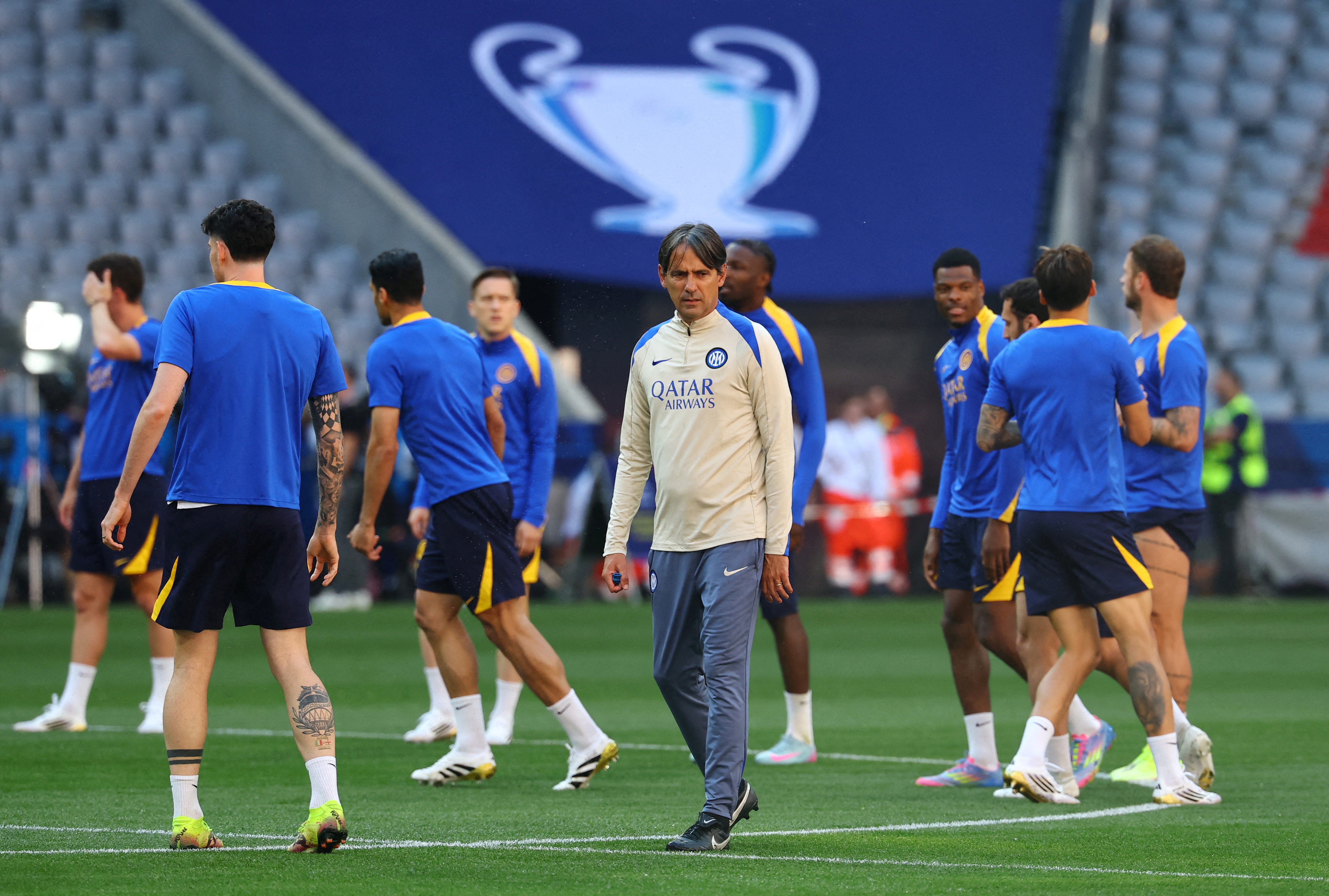  Inter Milan coach Simone Inzaghi during training