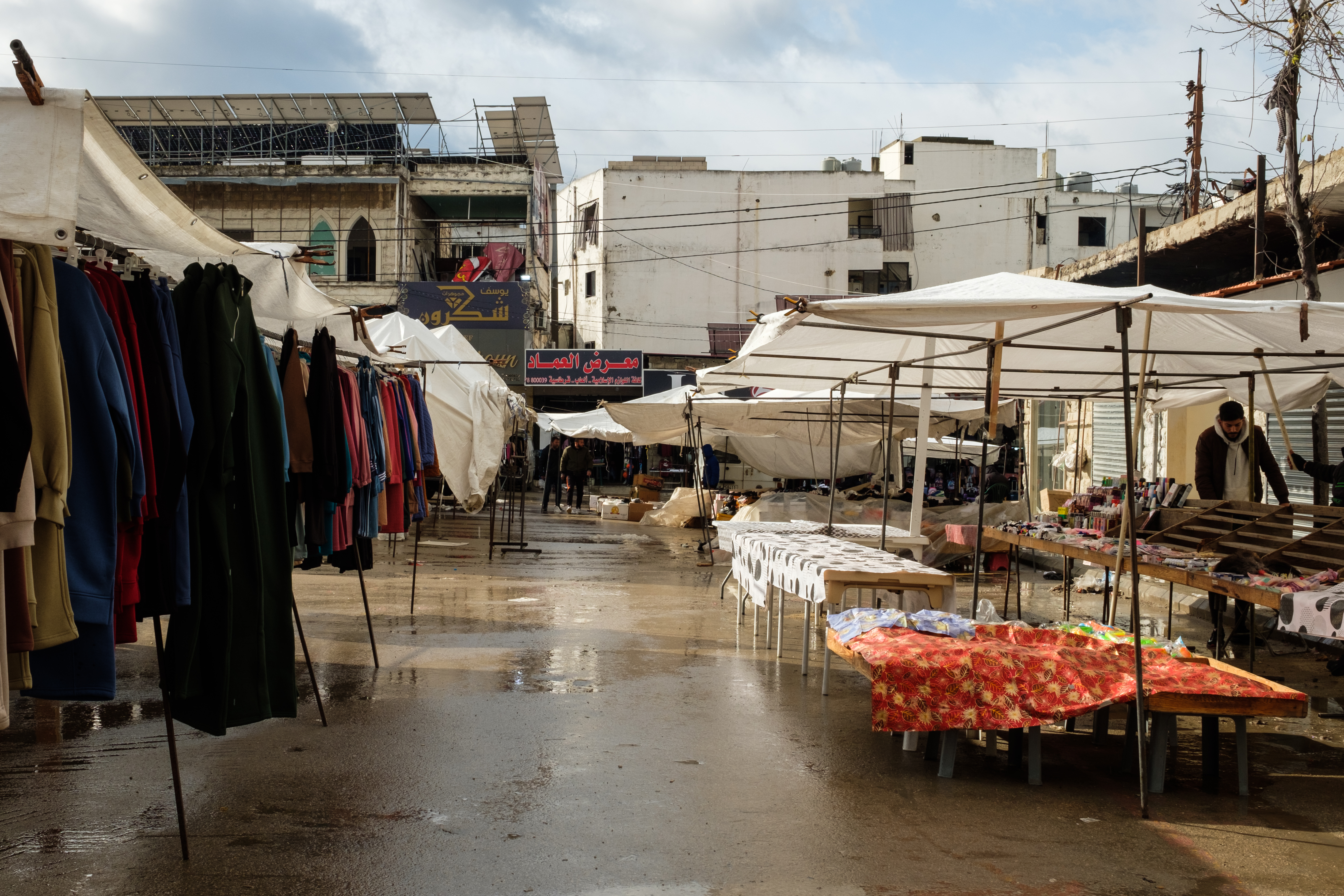 Empty market