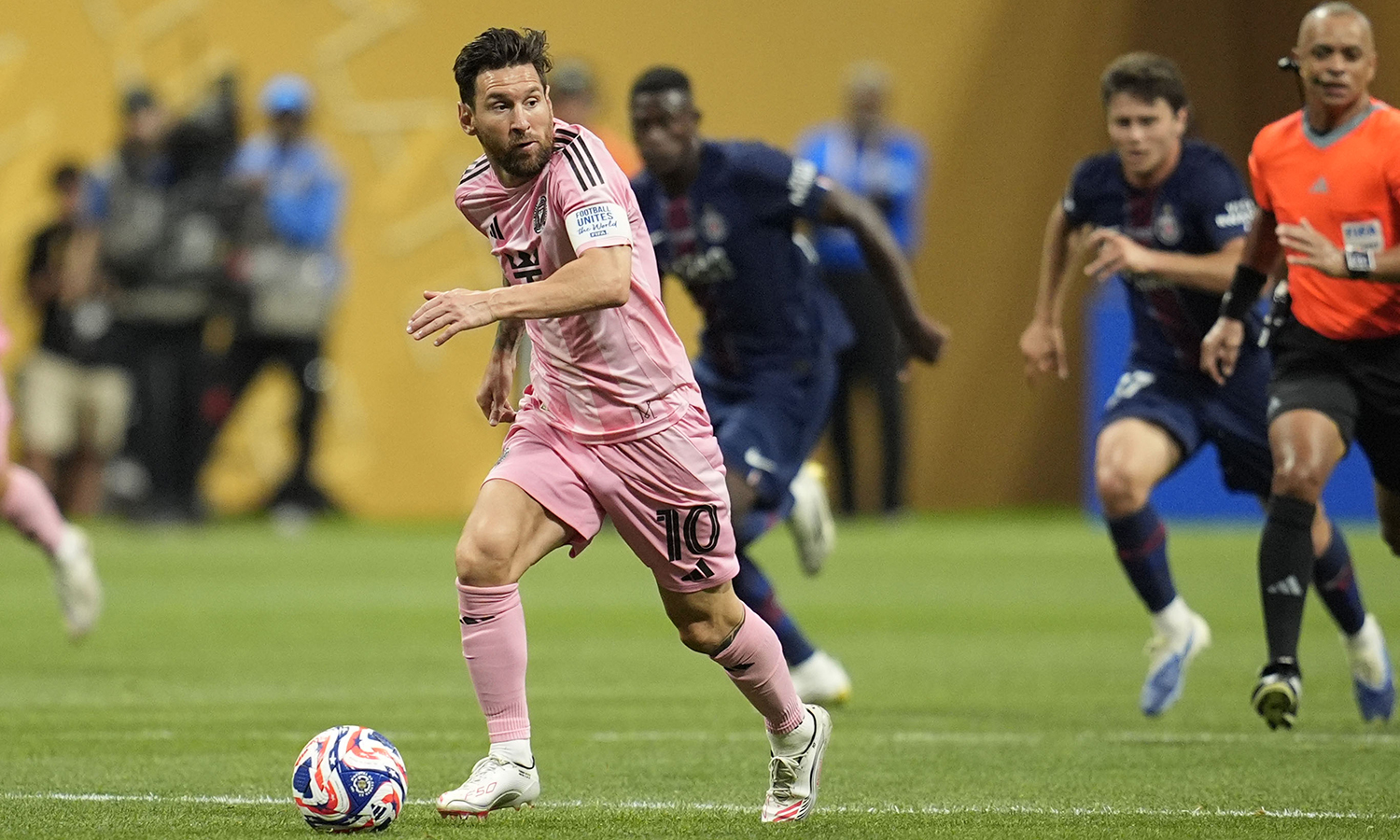 Jun 29, 2025; Atlanta, Georgia, USA; Inter Miami FC forward Lionel Messi (10) kicks the ball against the Paris Saint-Germain during a round of 16 match of the 2025 FIFA Club World Cup at Mercedes-Benz Stadium. Mandatory Credit: Dale Zanine-Imagn Images
