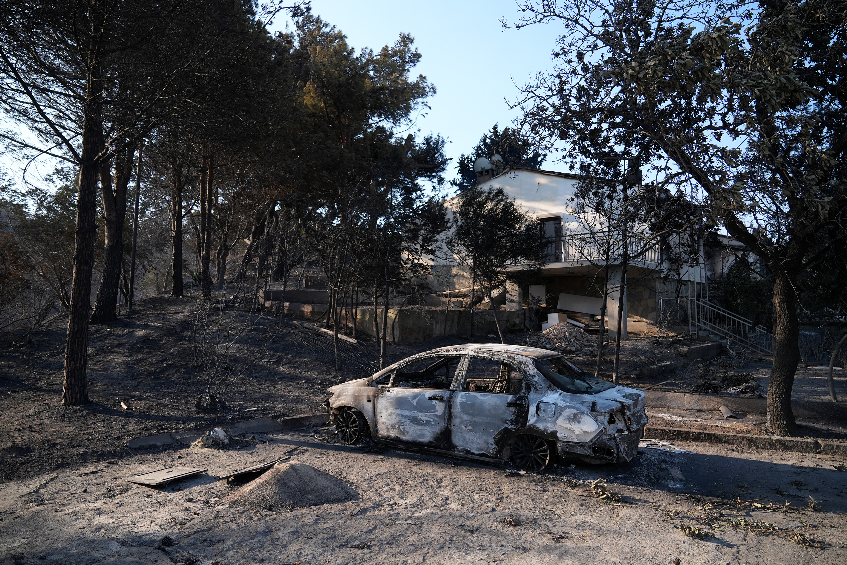 Firefighters in Turkey are battling wildfires for a second day