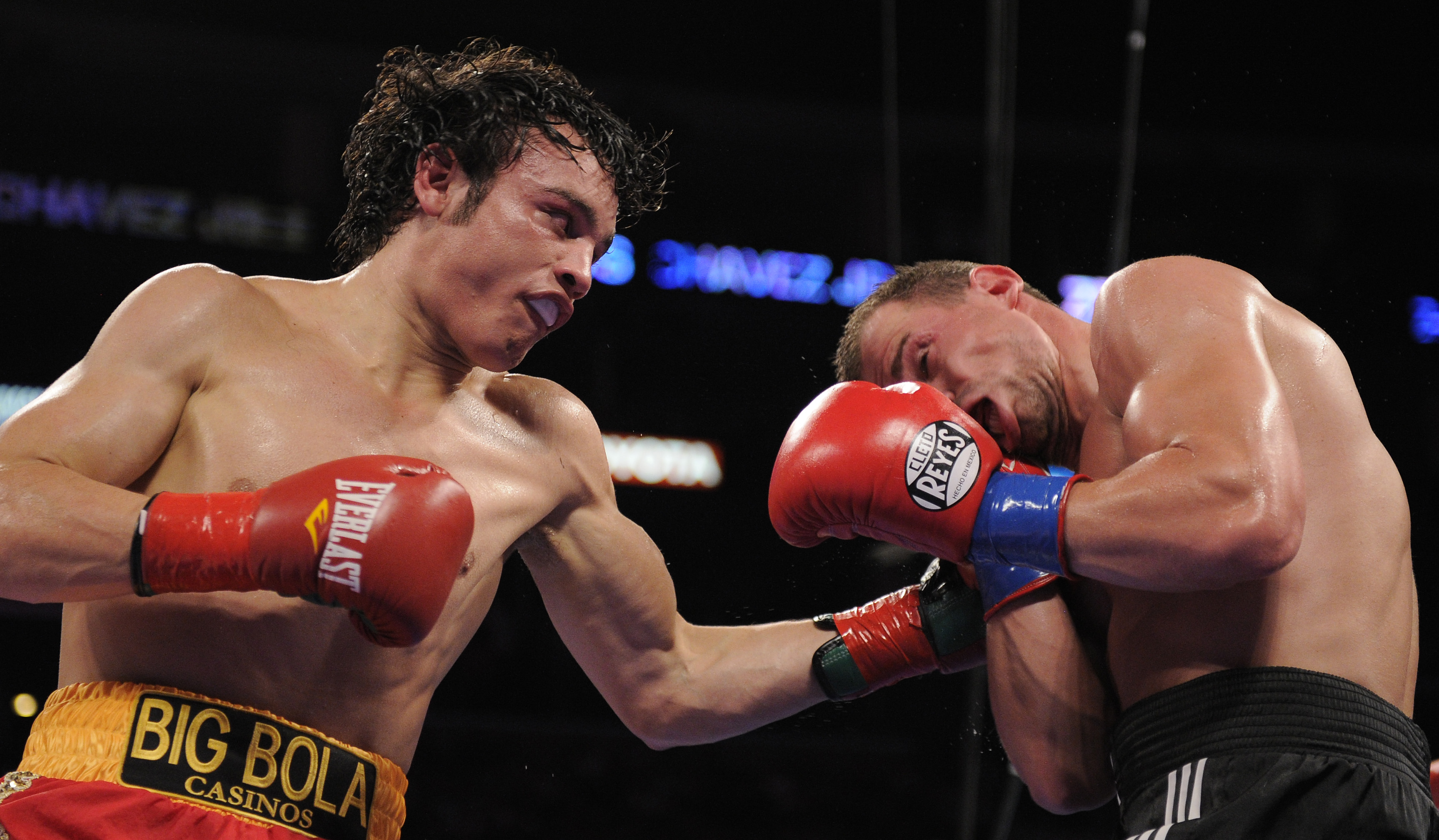 Chavez Jr in action.