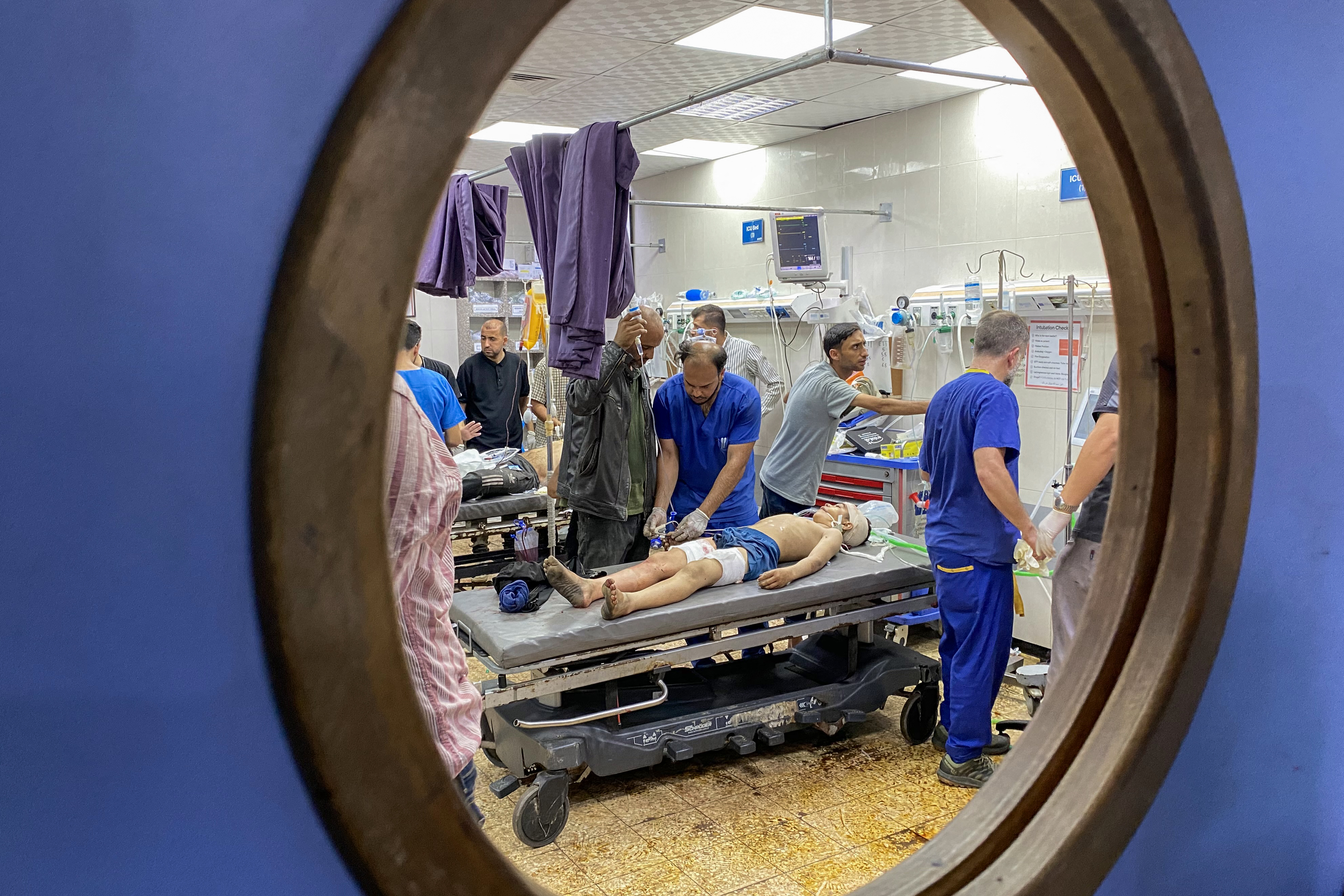 Israel tank fire Palestinian victims