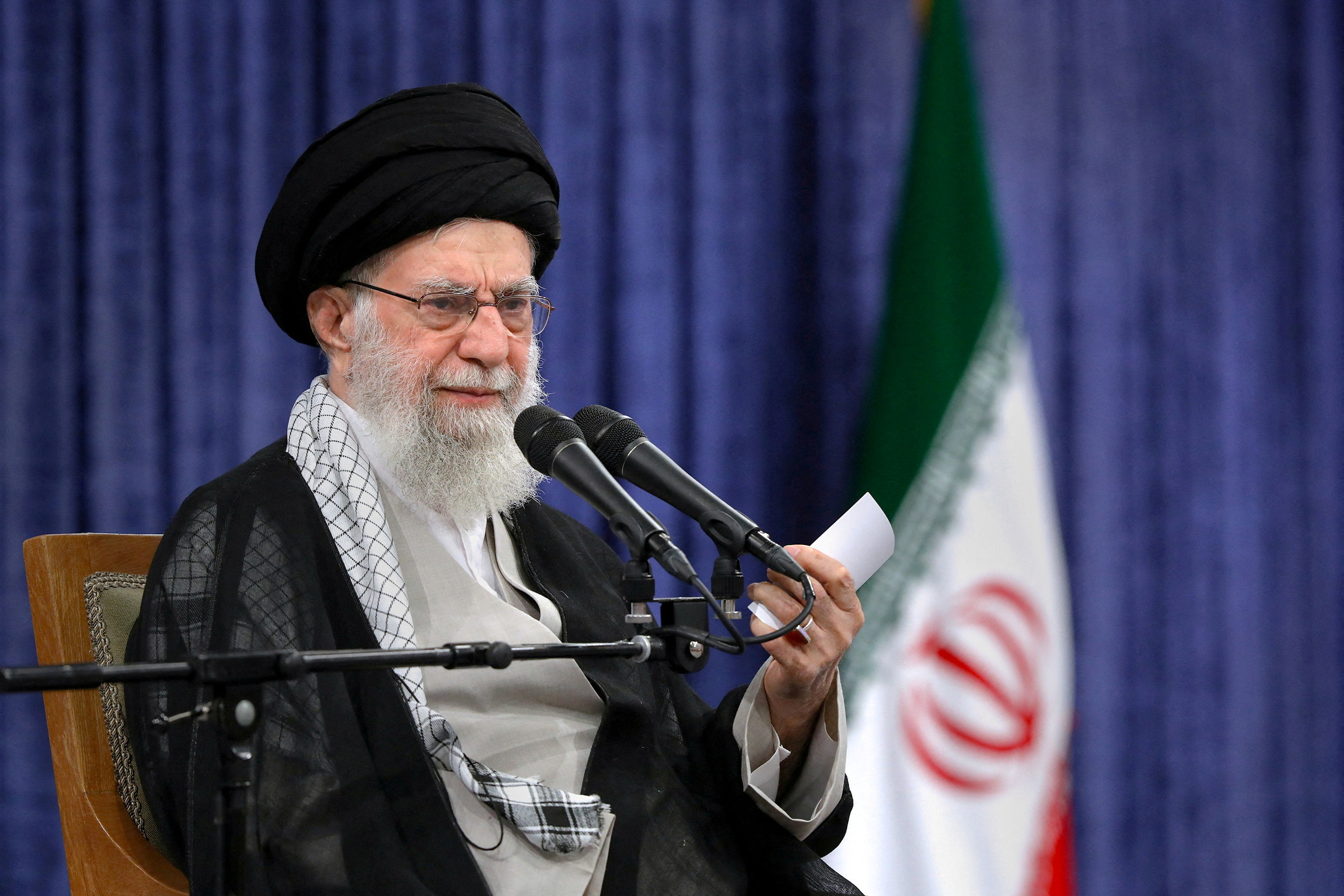 FILE PHOTO: Iran's Supreme Leader Ayatollah Ali Khamenei speaks during a meeting in Tehran, Iran, May 20, 2025. Office of the Iranian Supreme Leader/WANA (West Asia News Agency)/Handout via REUTERS ATTENTION EDITORS - THIS PICTURE WAS PROVIDED BY A THIRD PARTY./File Photo
