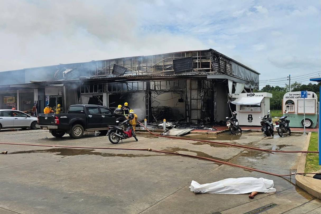 Thai-Cambodian border conflict escalates with deadly airstrikes