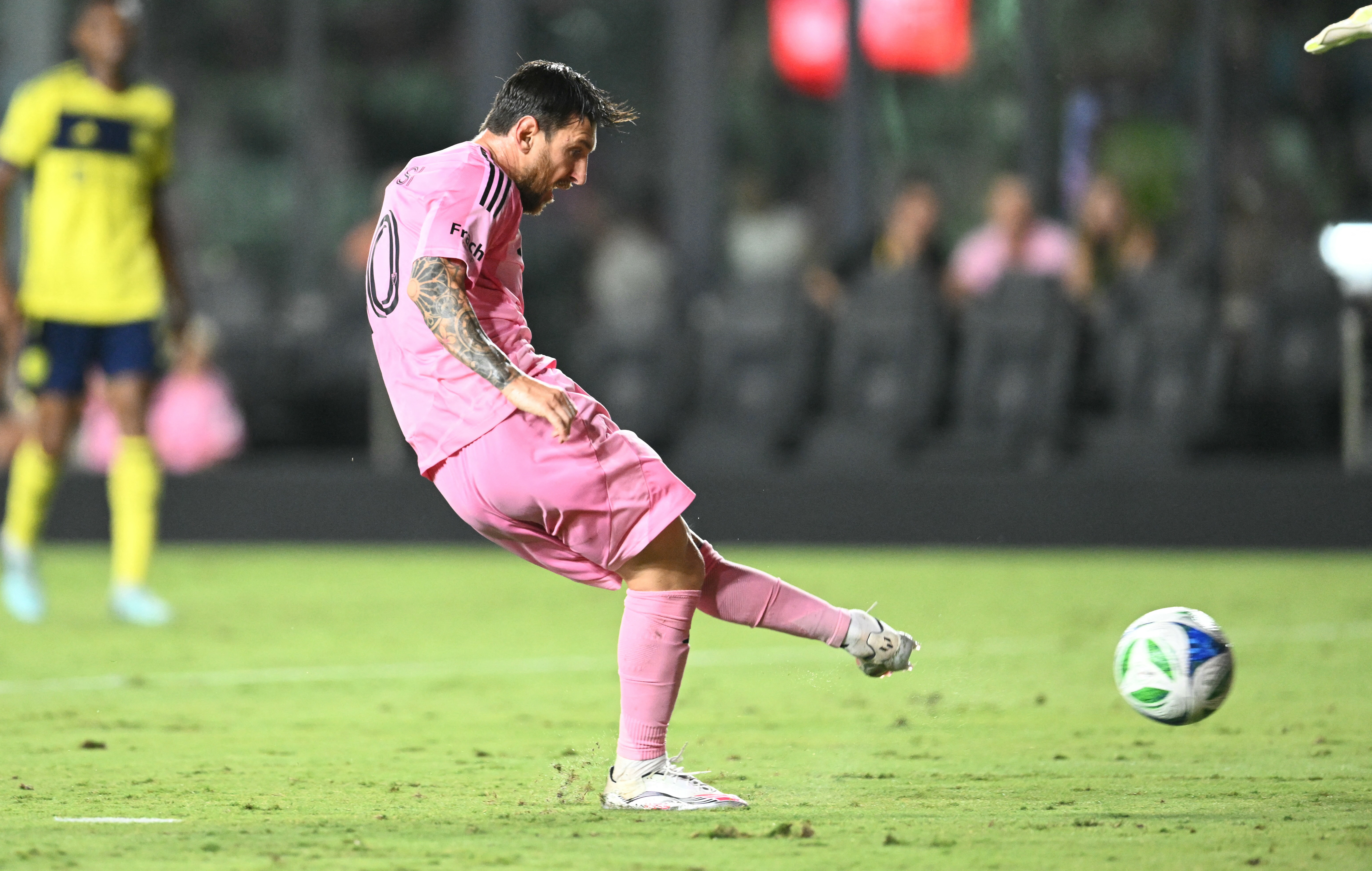 Lionel Messi in action.