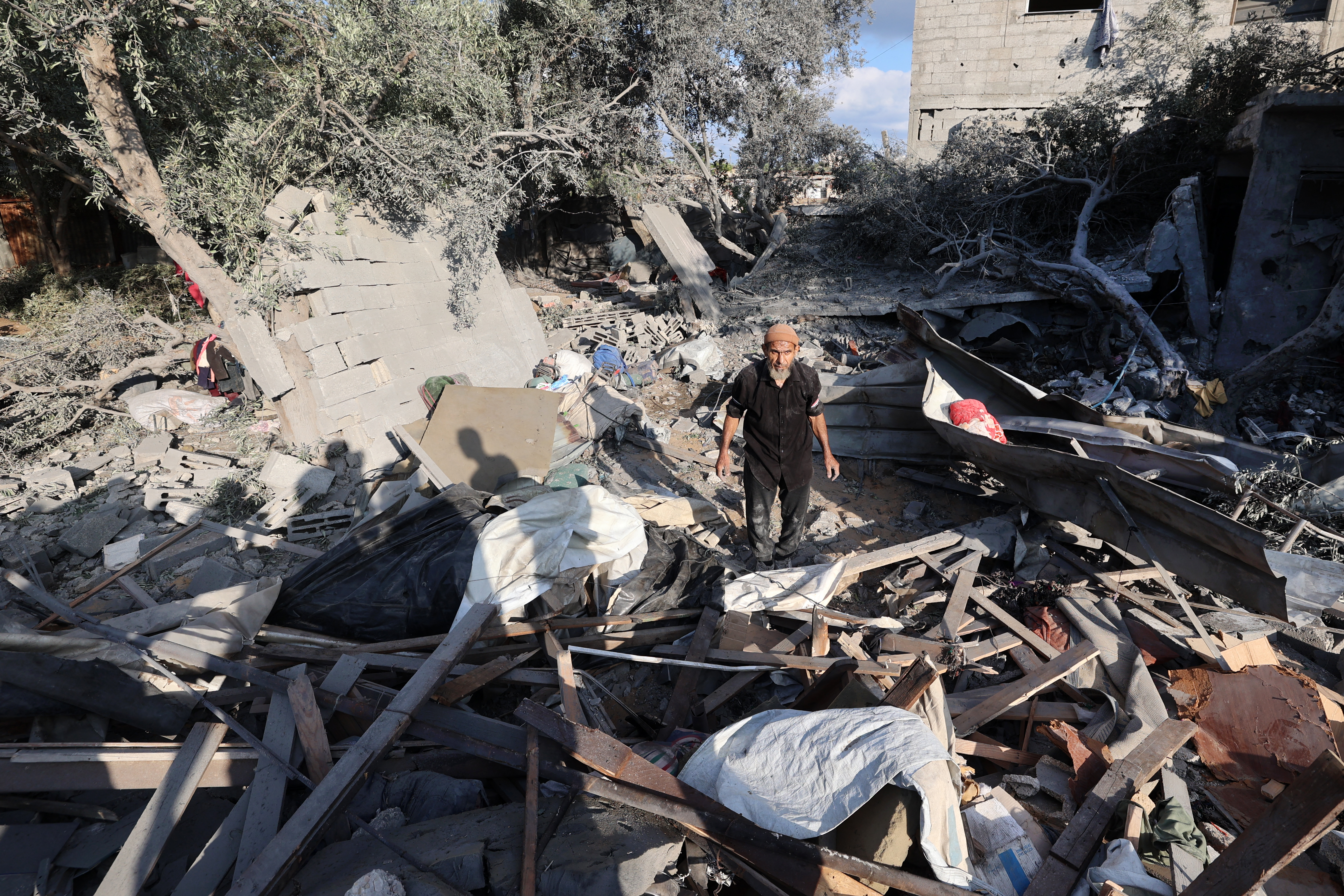 Deadly Israeli attacks continue across Gaza