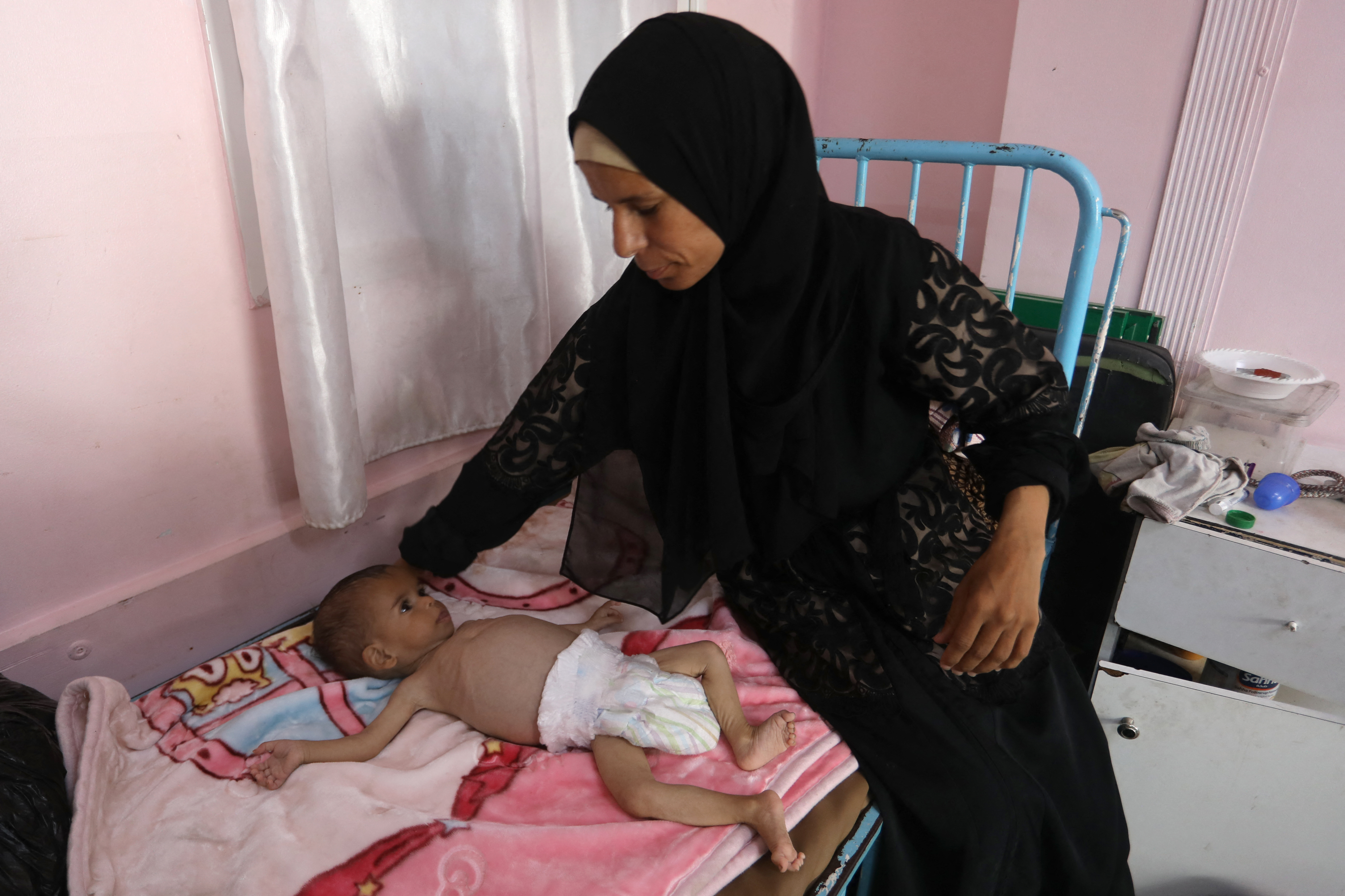 Photos of Gaza's worsening starvation