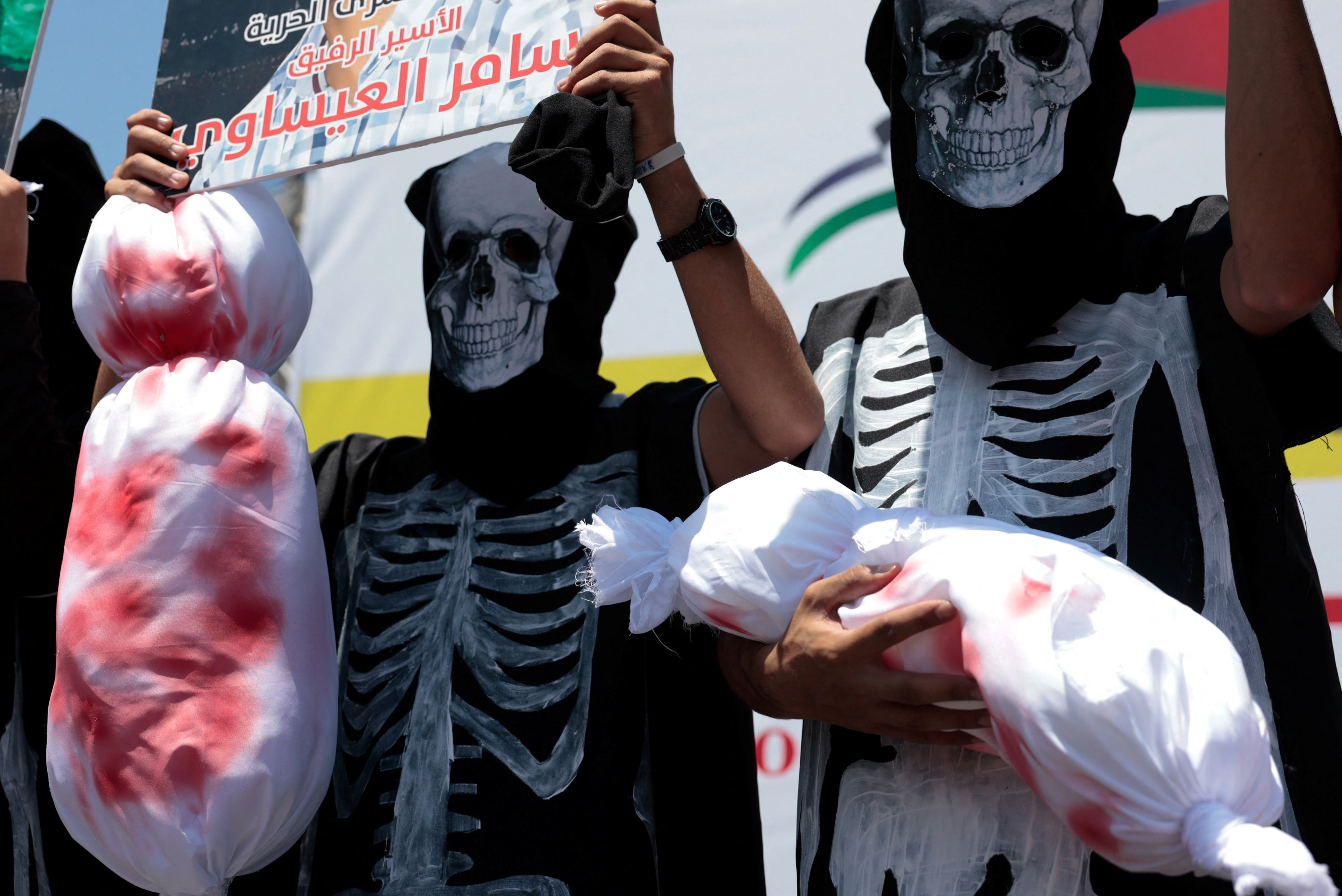 Photos: People in West Bank protest in solidarity with Gaza and Palestinians jailed by Israel