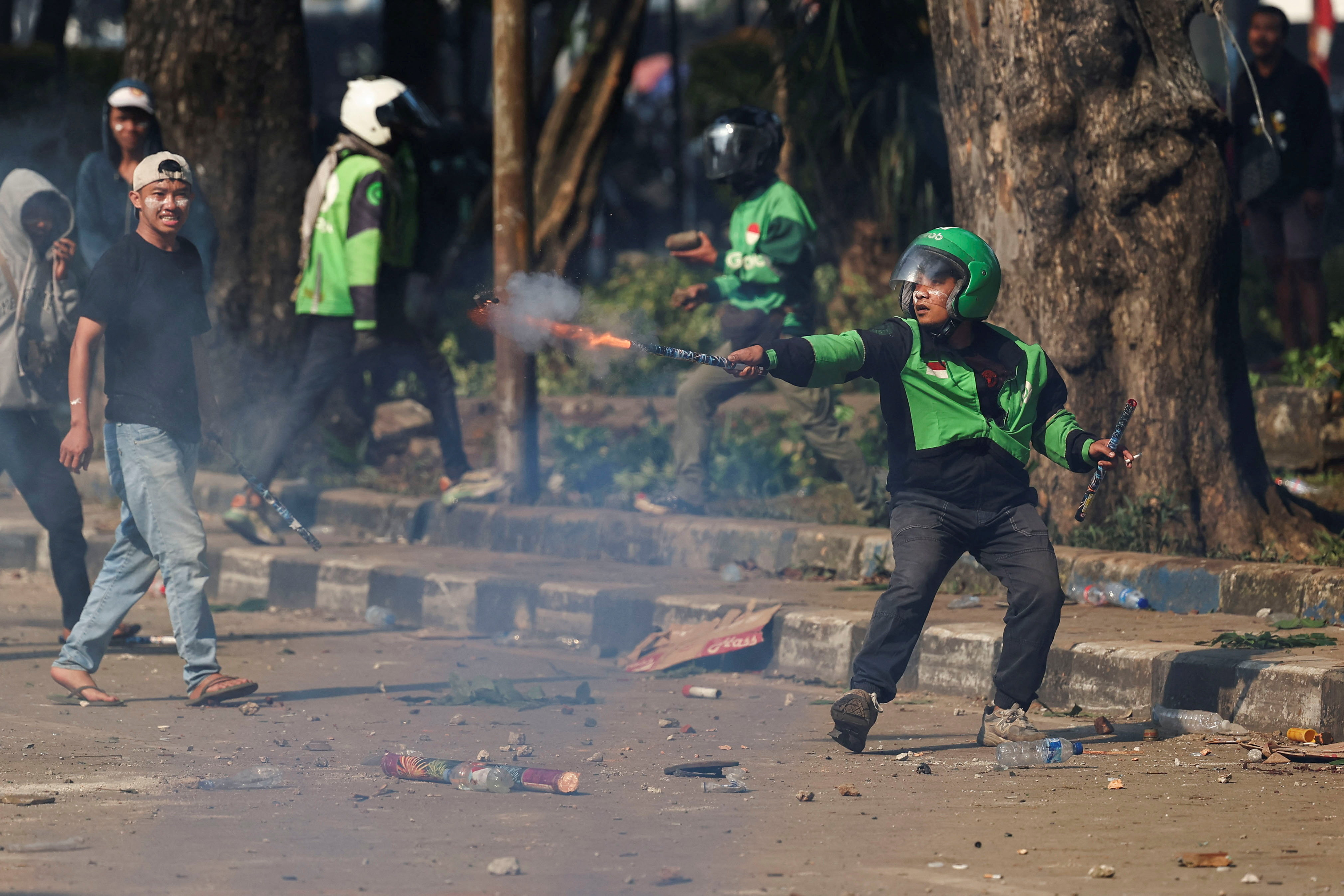 Indonesia protest blaze kills 3 as anger erupts over driver's death
