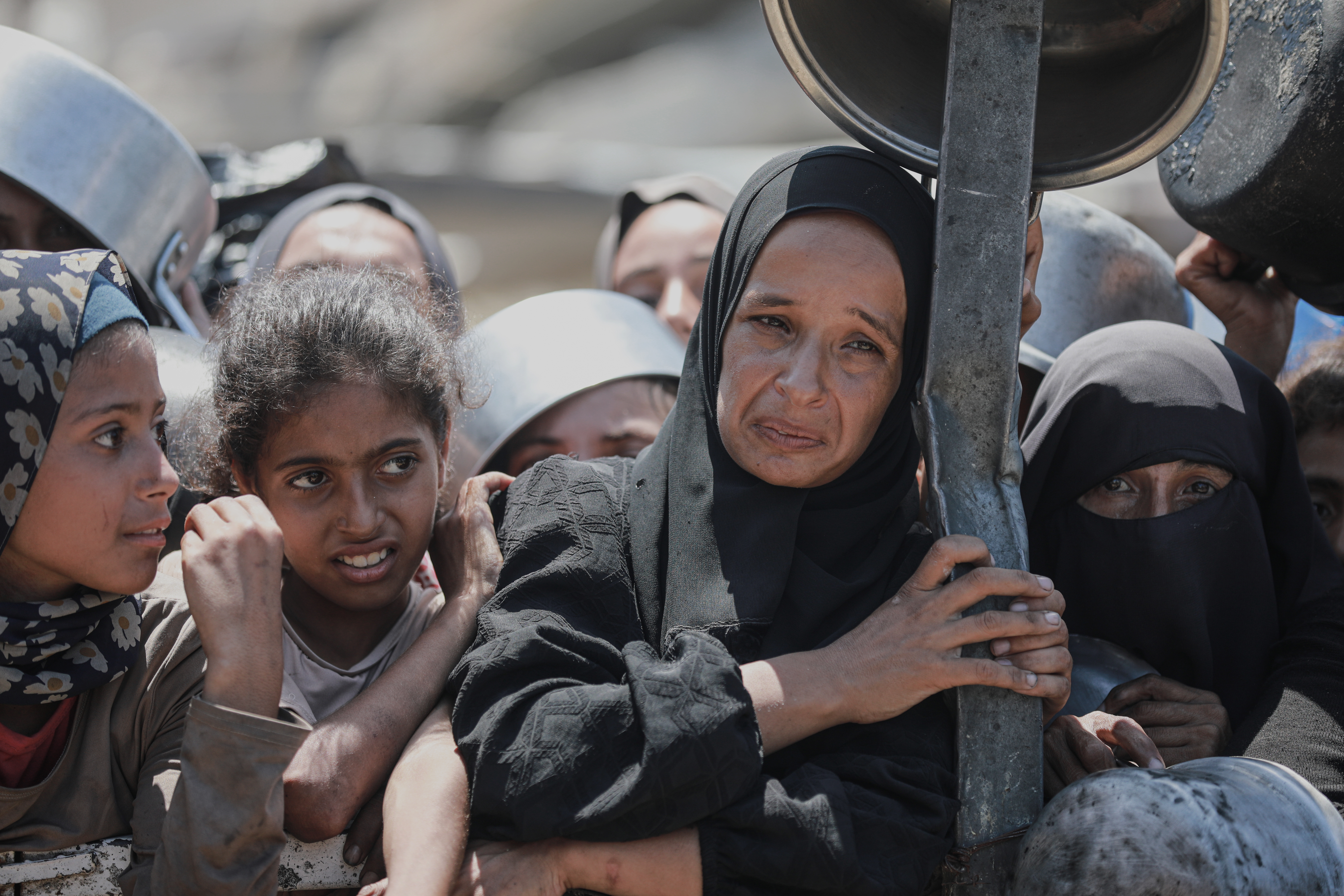 Dire water shortages compound hunger and displacement in Gaza