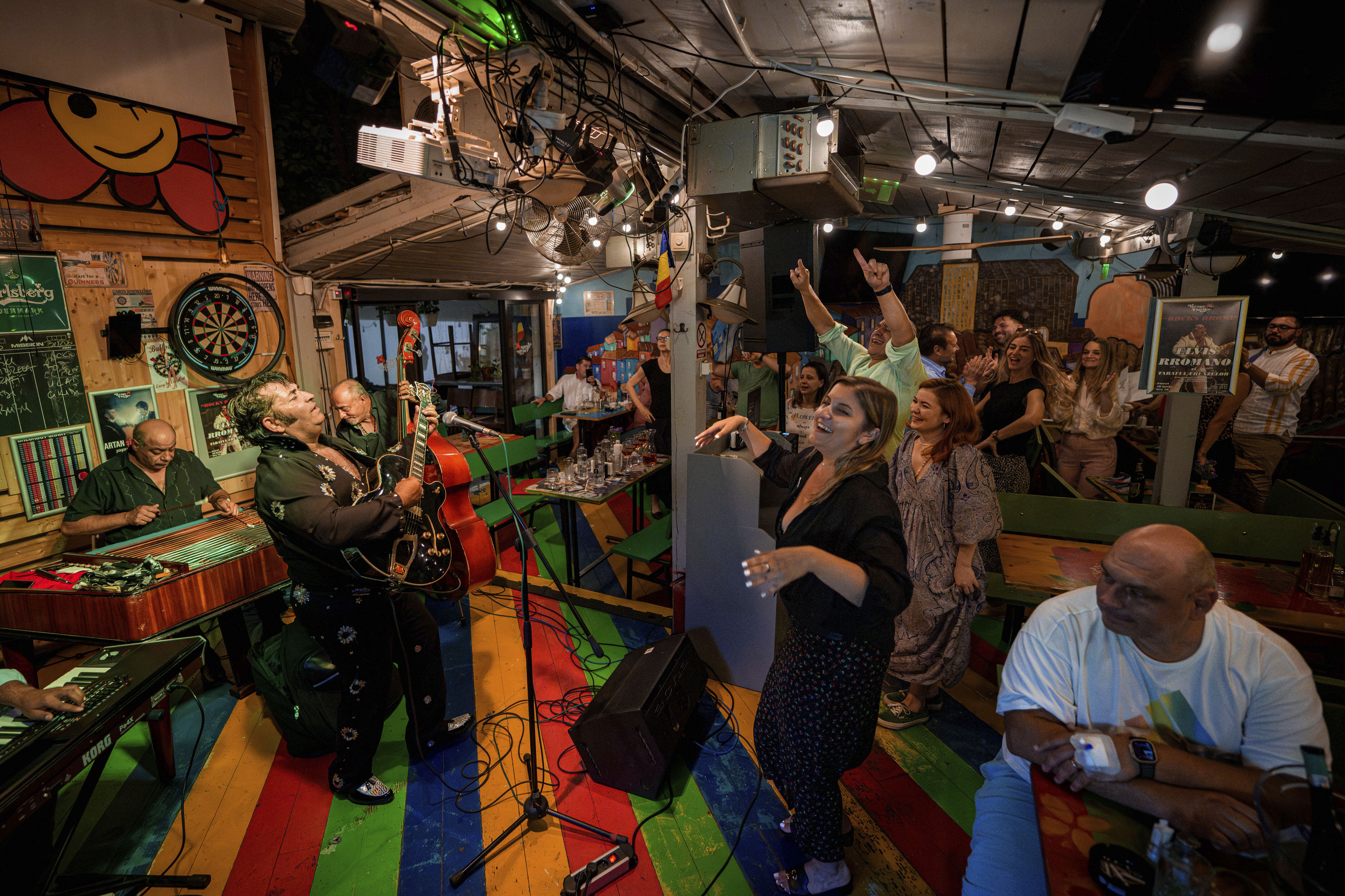 Elvis-inspired teacher fights Roma prejudice with music and heart